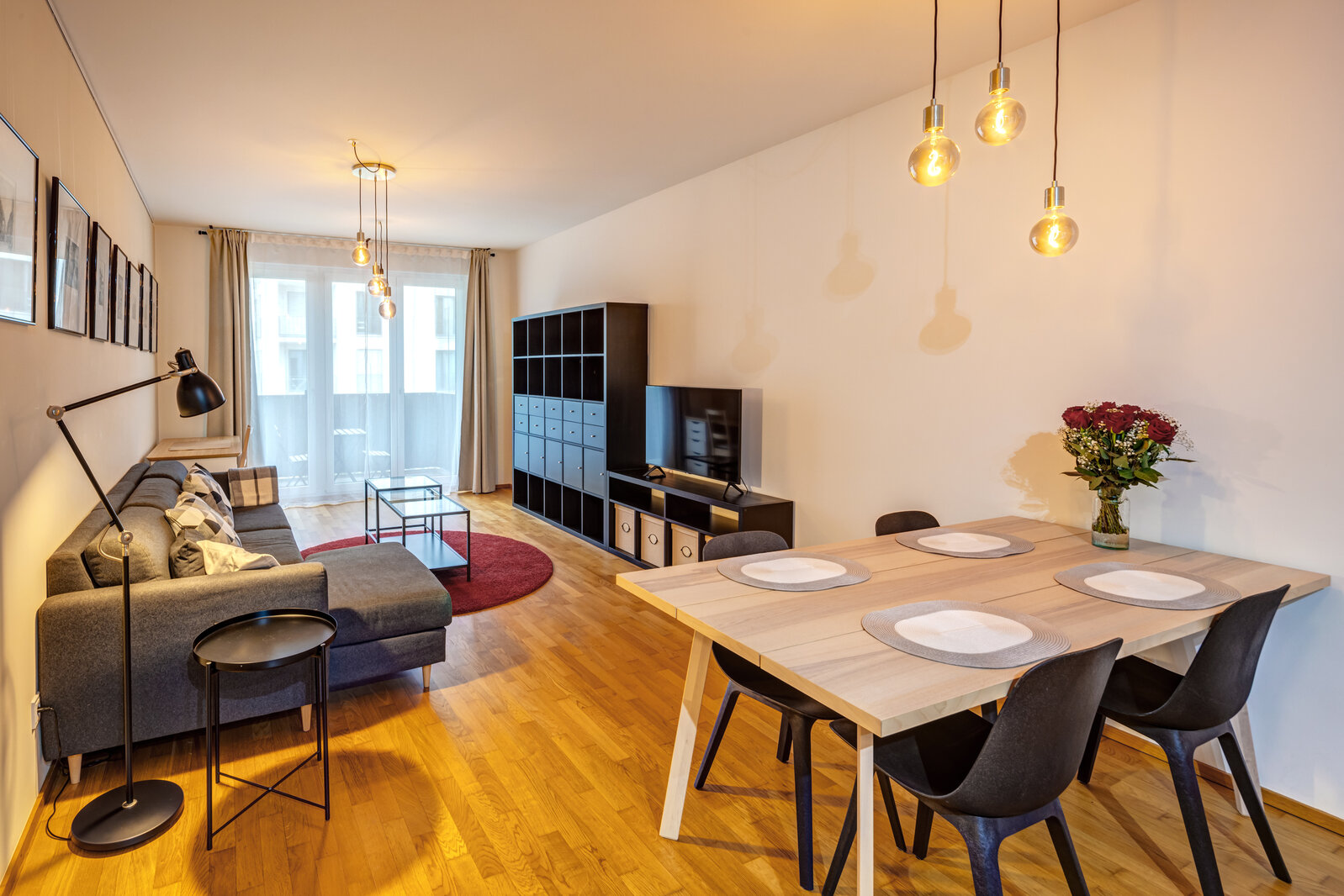 Moderne 3-Zimmer Wohnung mit Loggia und Balkon - Photo 2