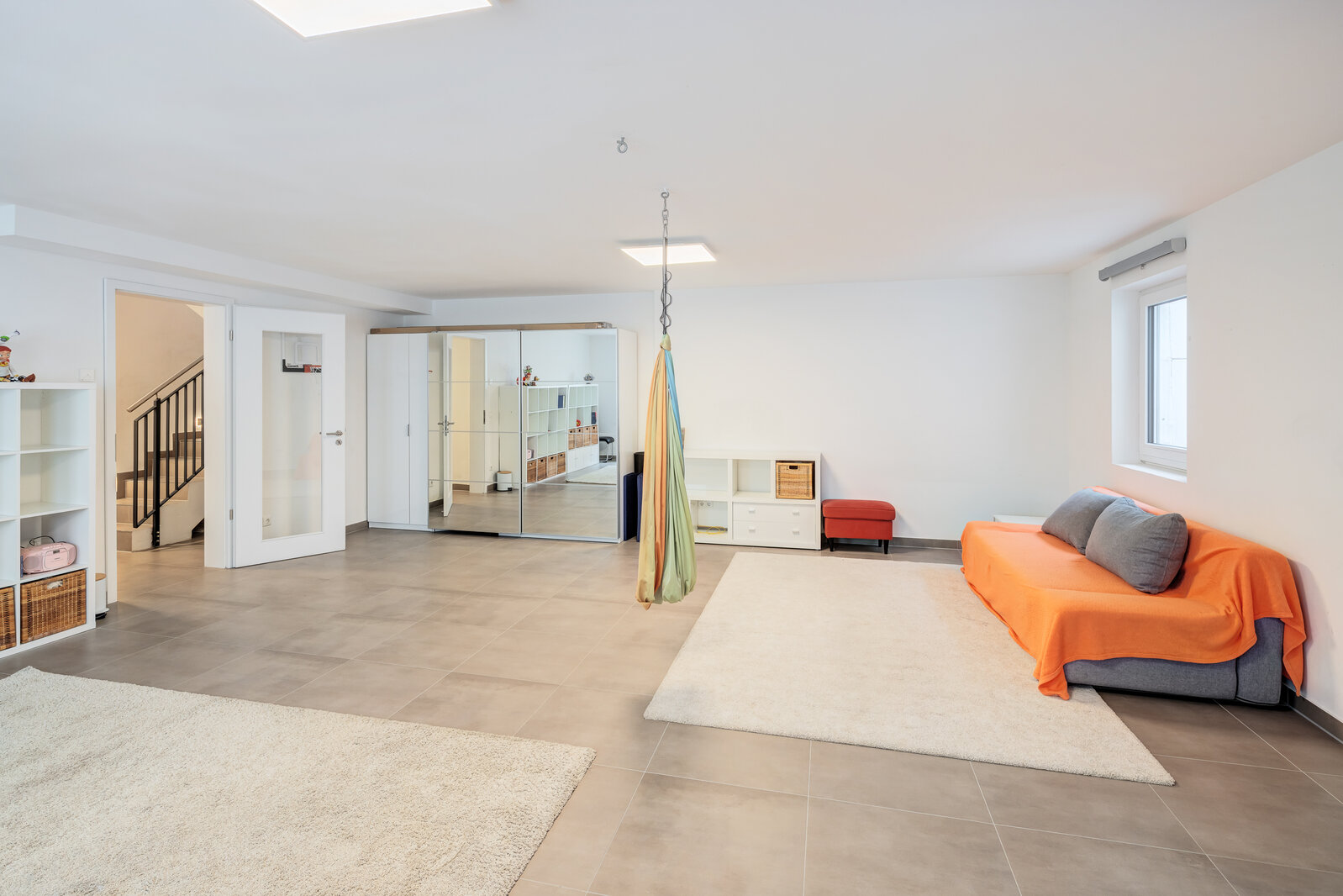 Spacious Family Apartment in Waldtrudering - Photo 3