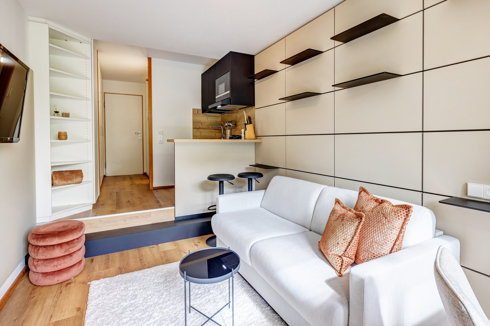 Nicely furnished studio in Maxvorstadt - Photo 1