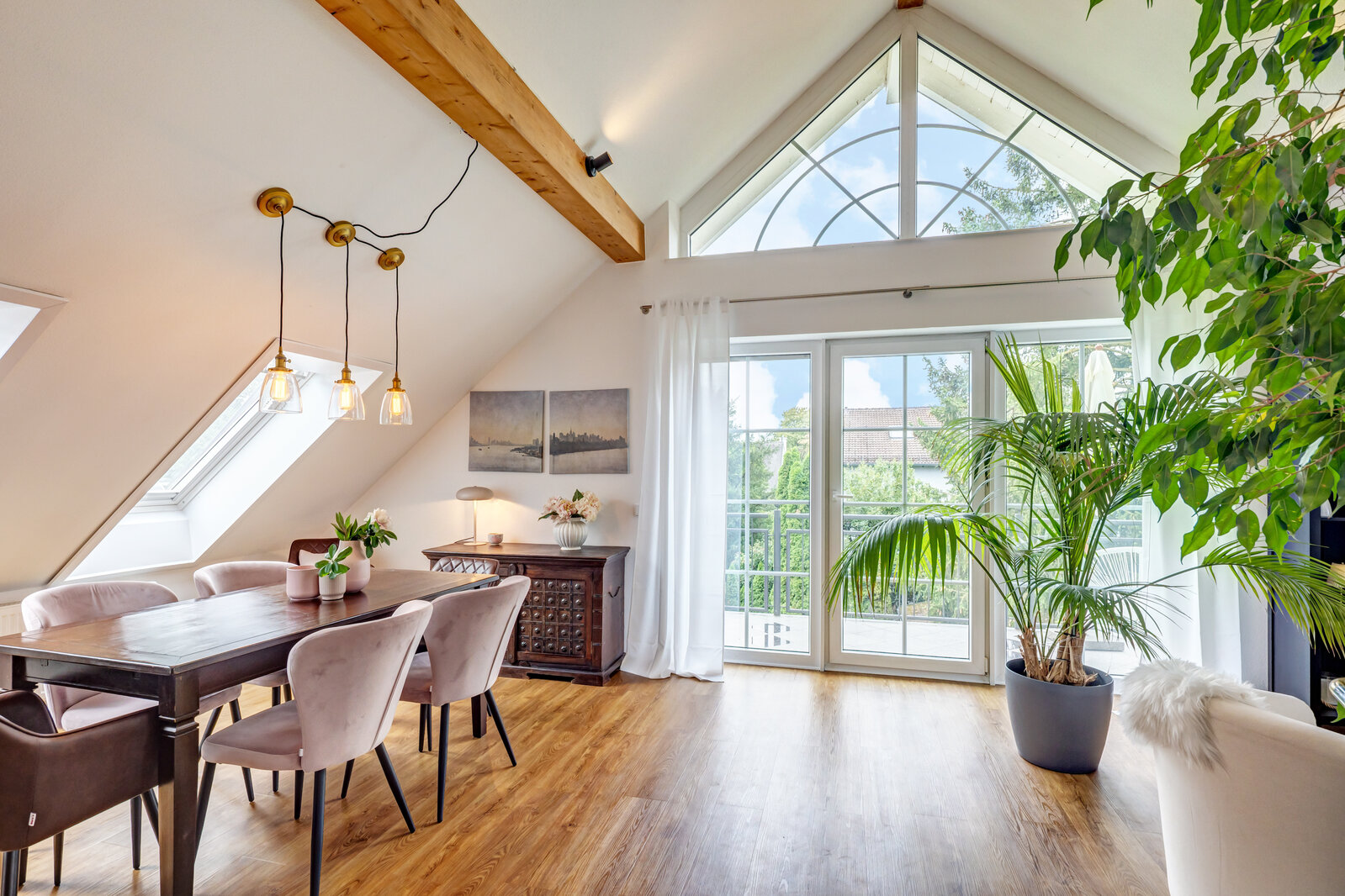 Gemütliche Dachgeschosswohnung in ruhiger Lage von München-Allach - Photo 4