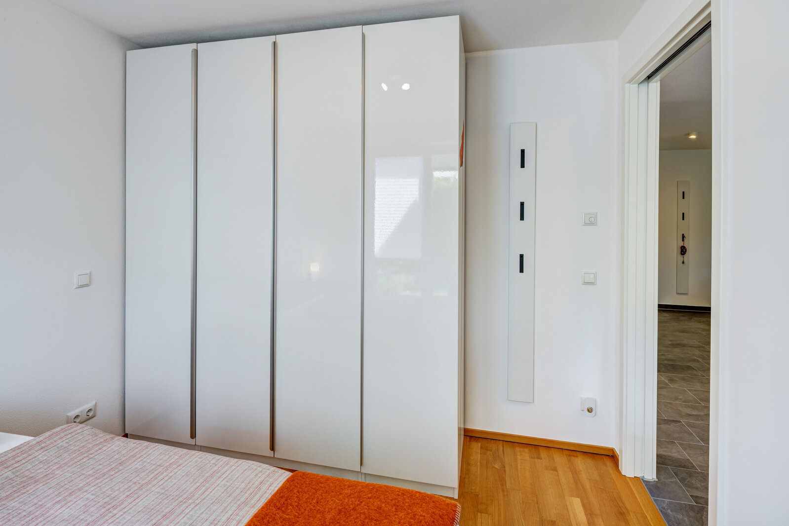 Moderne Neubauwohnung mit sonniger Terrasse und Garten - Foto 5