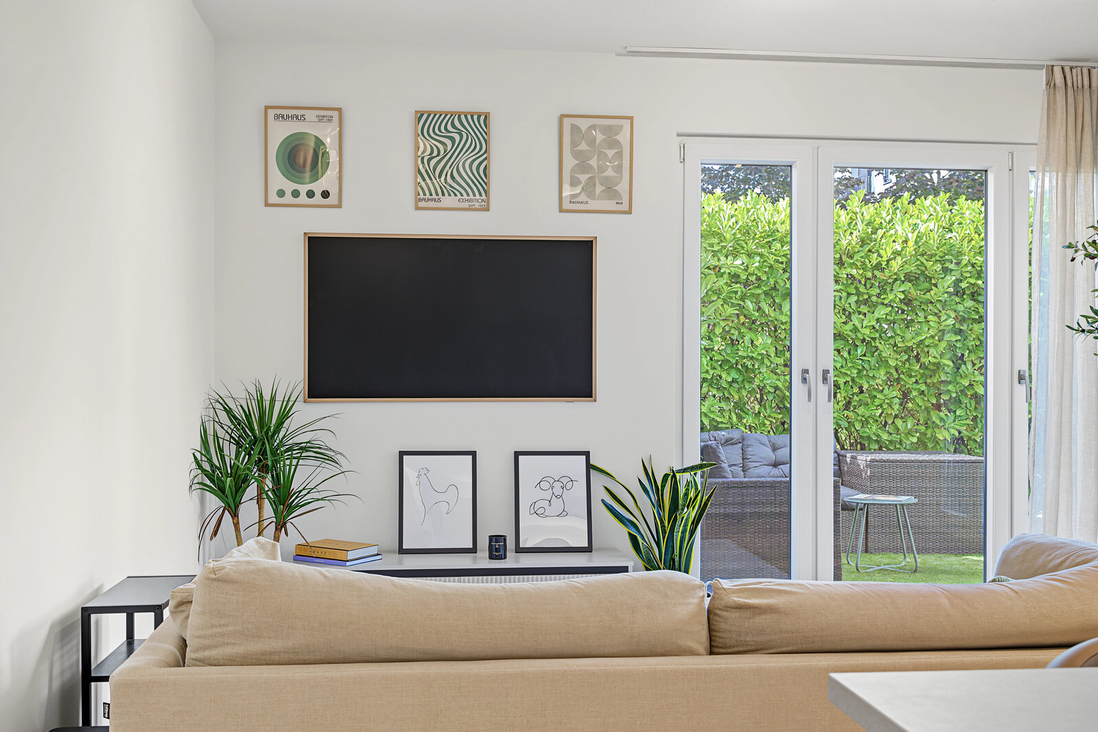 Modern 3-Room Garden Apartment at Weißenseepark Residences - Foto 4