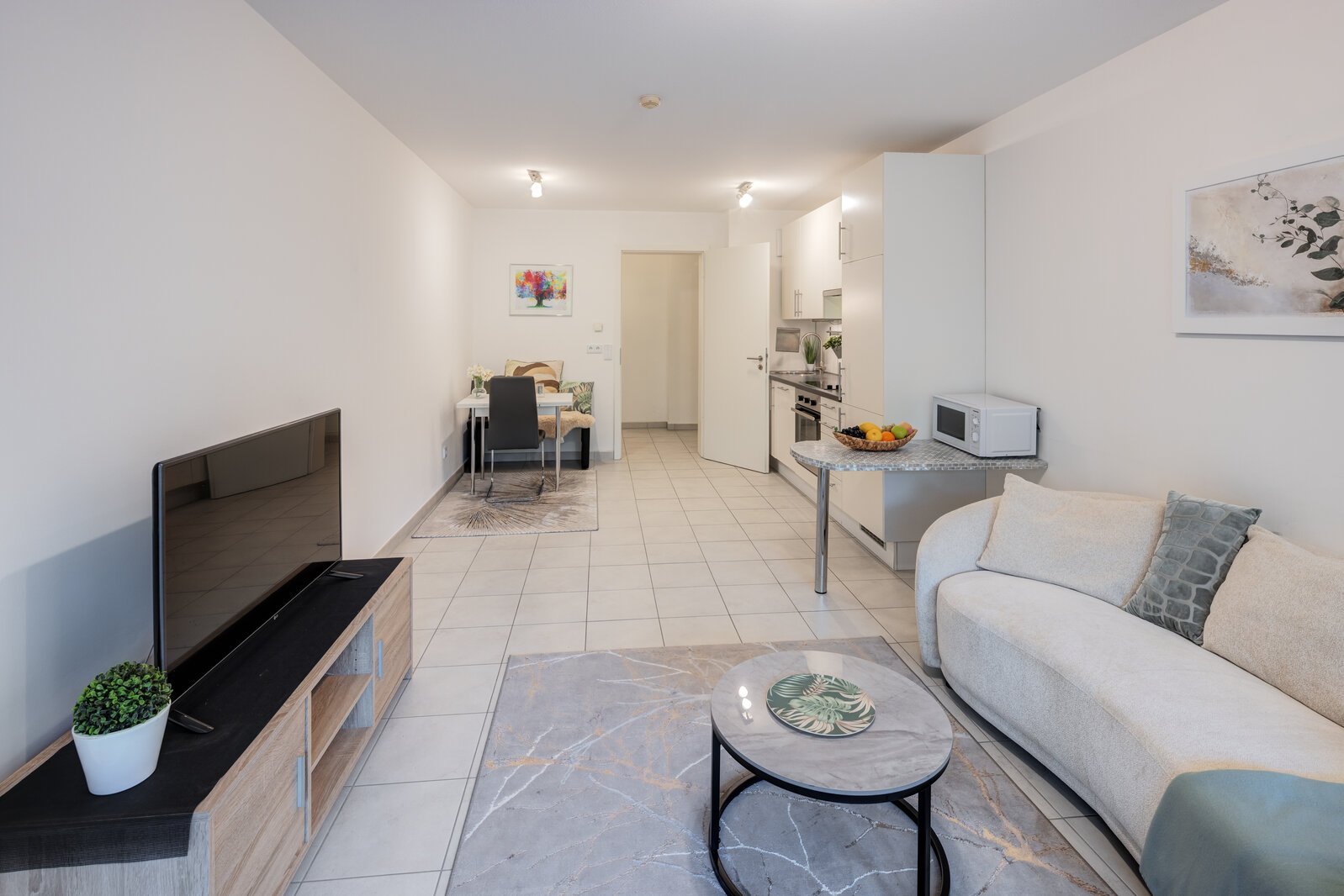 Living at Hirschgarten: a modern two-room apartment - Foto 4