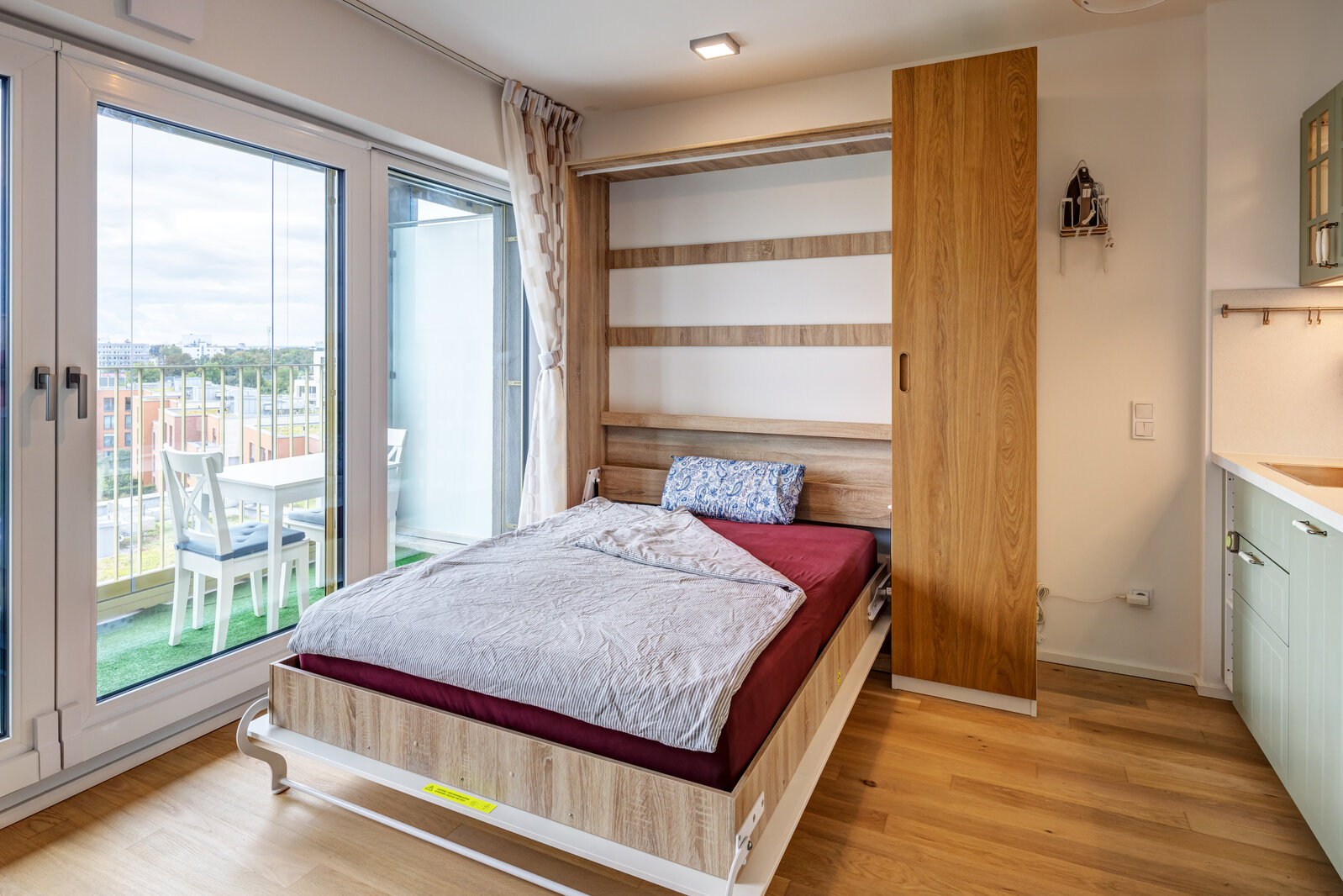 Modernes Neubau-Apartment mit Loggia und Weitblick - Foto 4