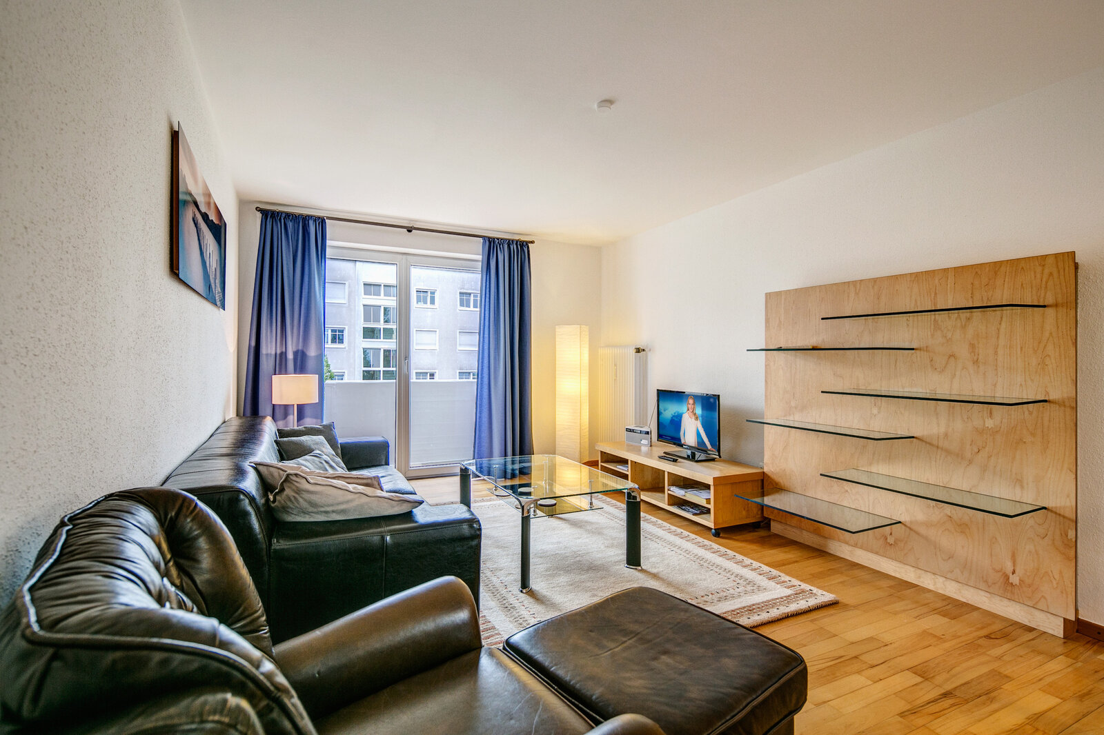 Near Westpark: 2-room apartment - Photo 1
