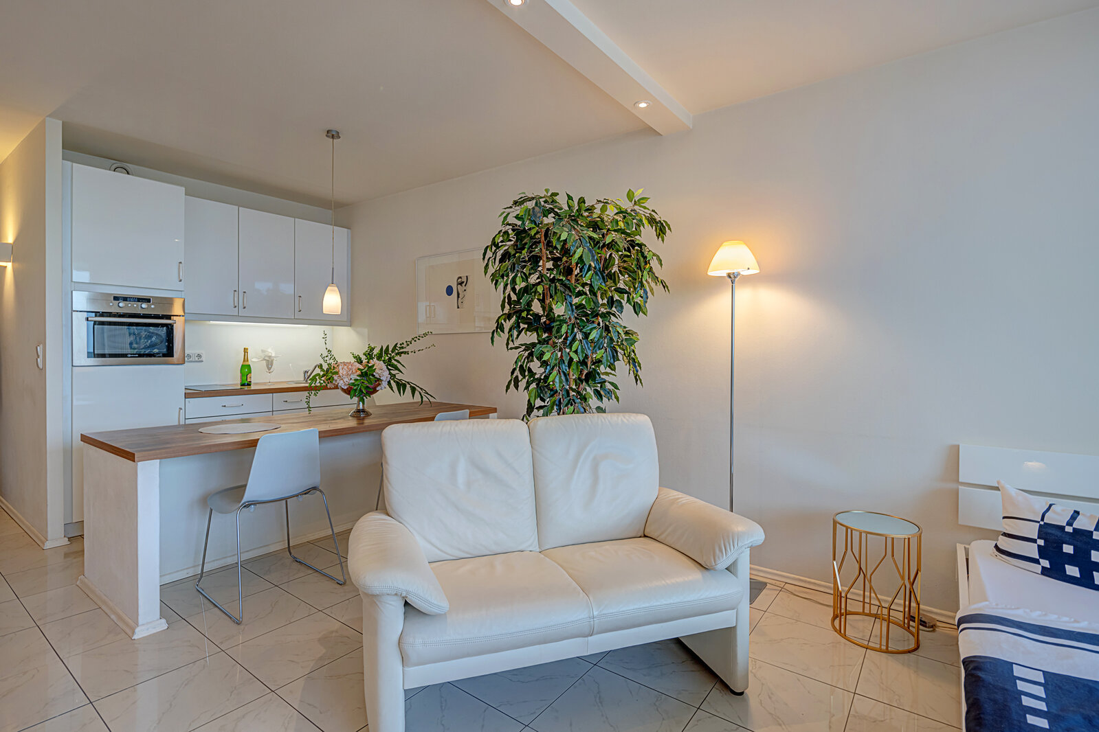 Nicely furnished 1-room apartment in Moosach for rent - Photo 2