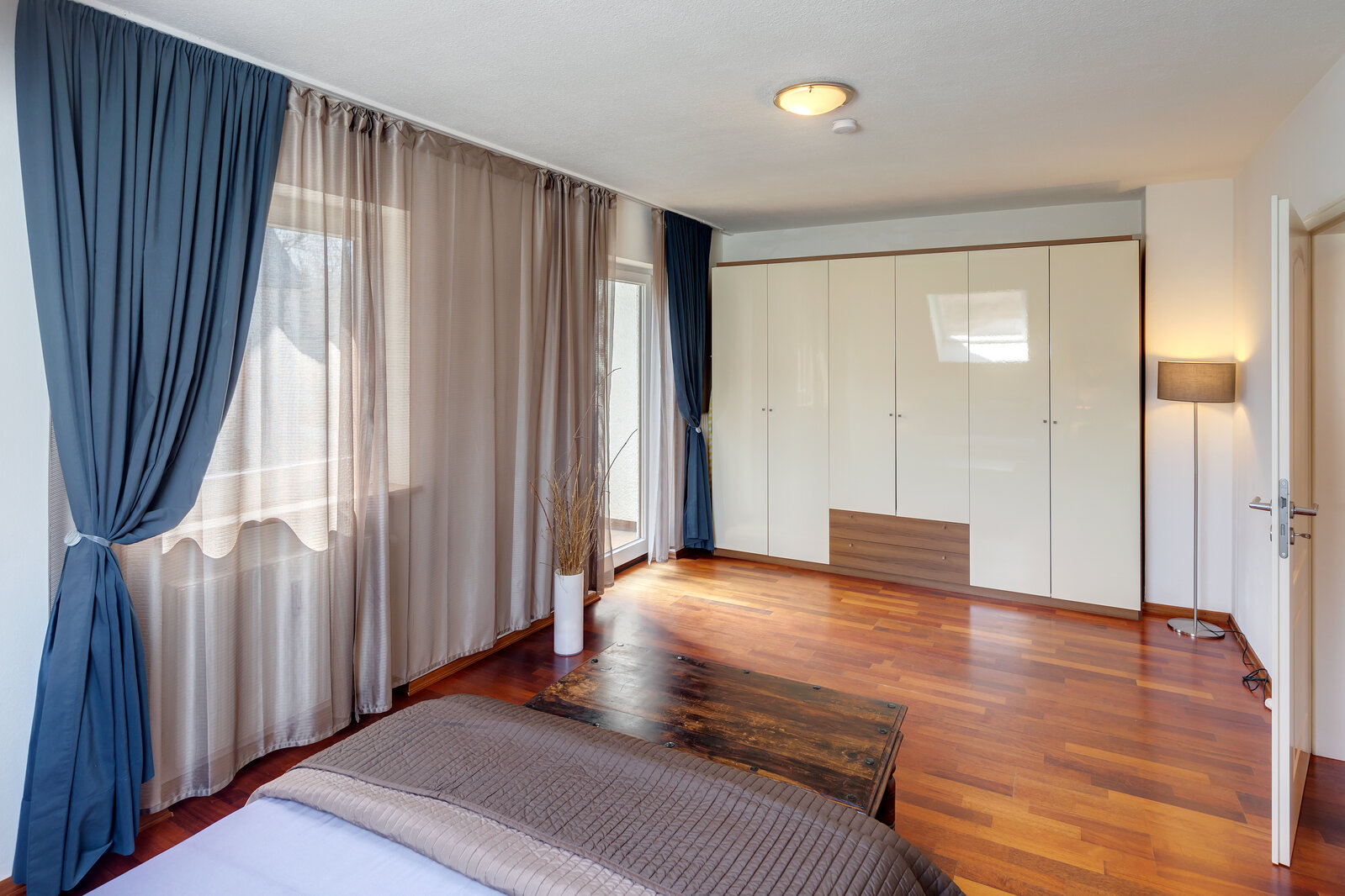 Furnished 3-room maisonette with three balconies - Photo 5
