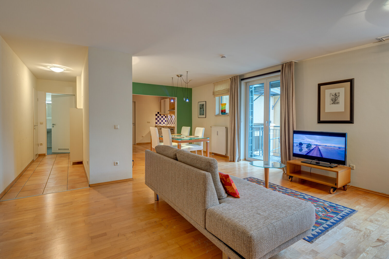 Bright apartment in great location near Königsplatz - Photo 4