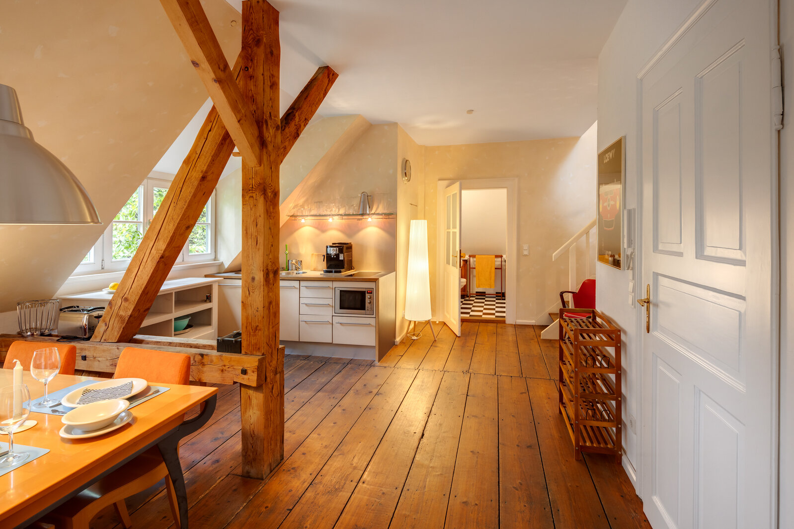 Maisonette apartment in Art Nouveau building - Photo 5