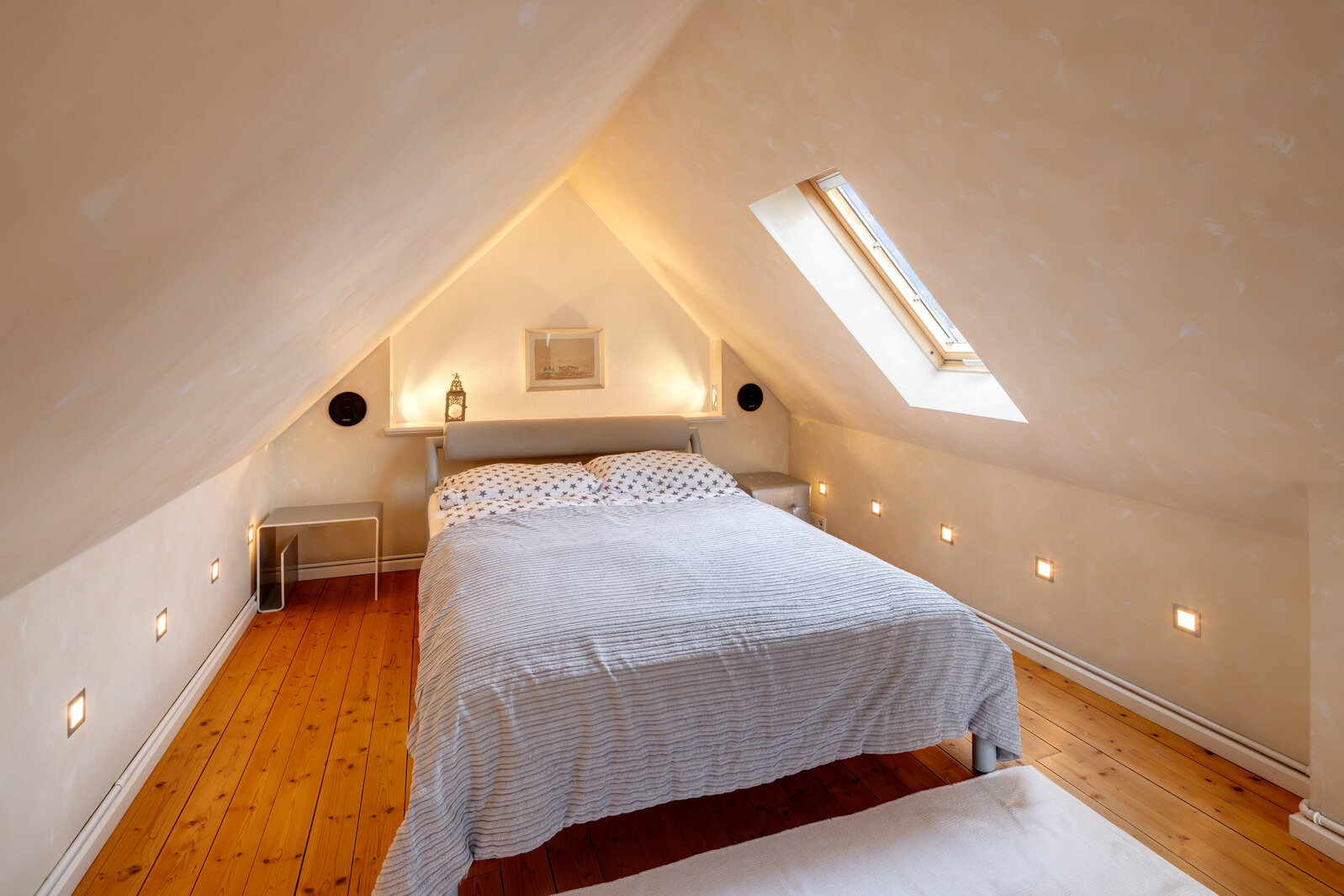 Maisonette apartment in Art Nouveau building - Photo 4