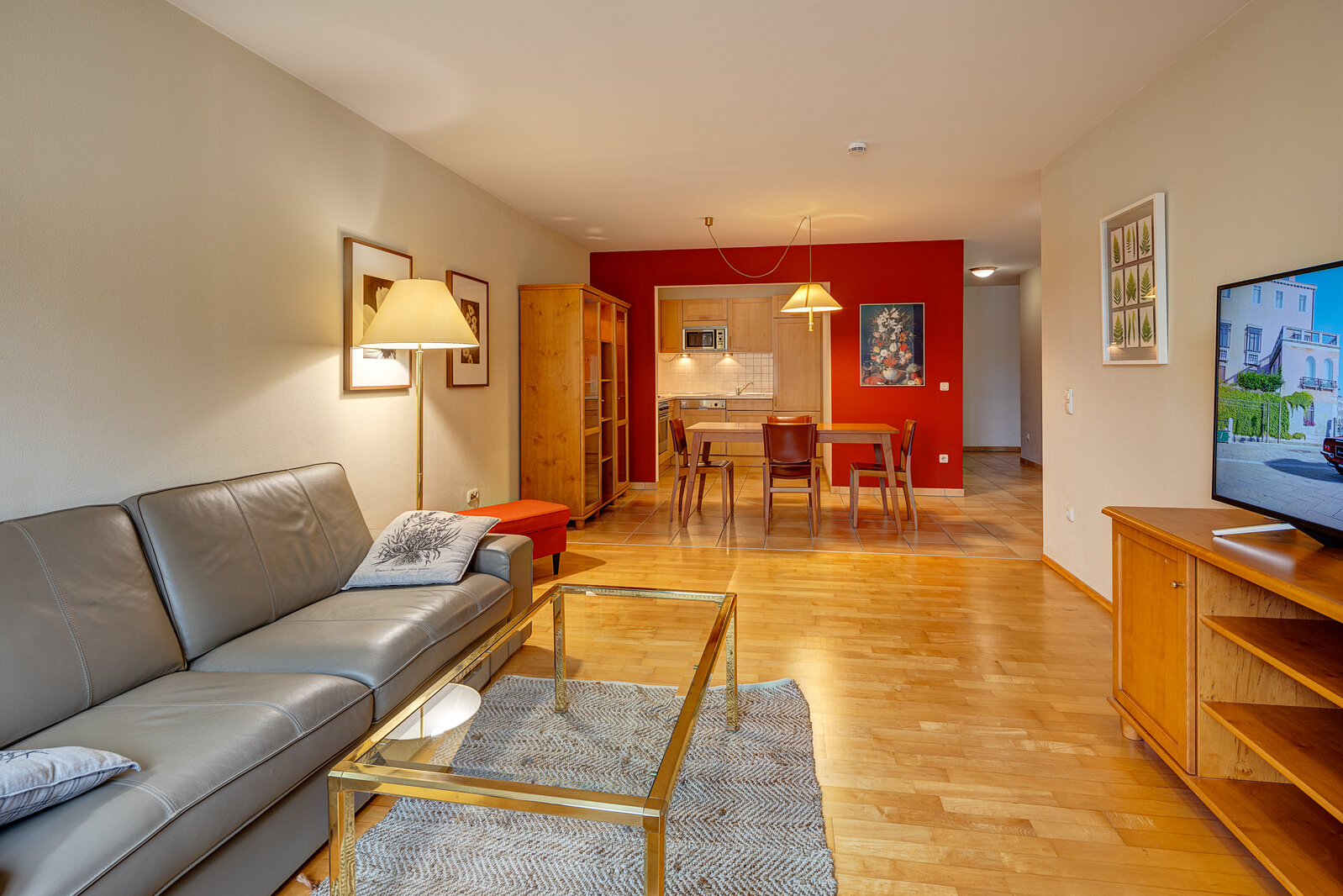 Bright furnished 2-room apartment in Munich-Maxvorstadt - Photo 4