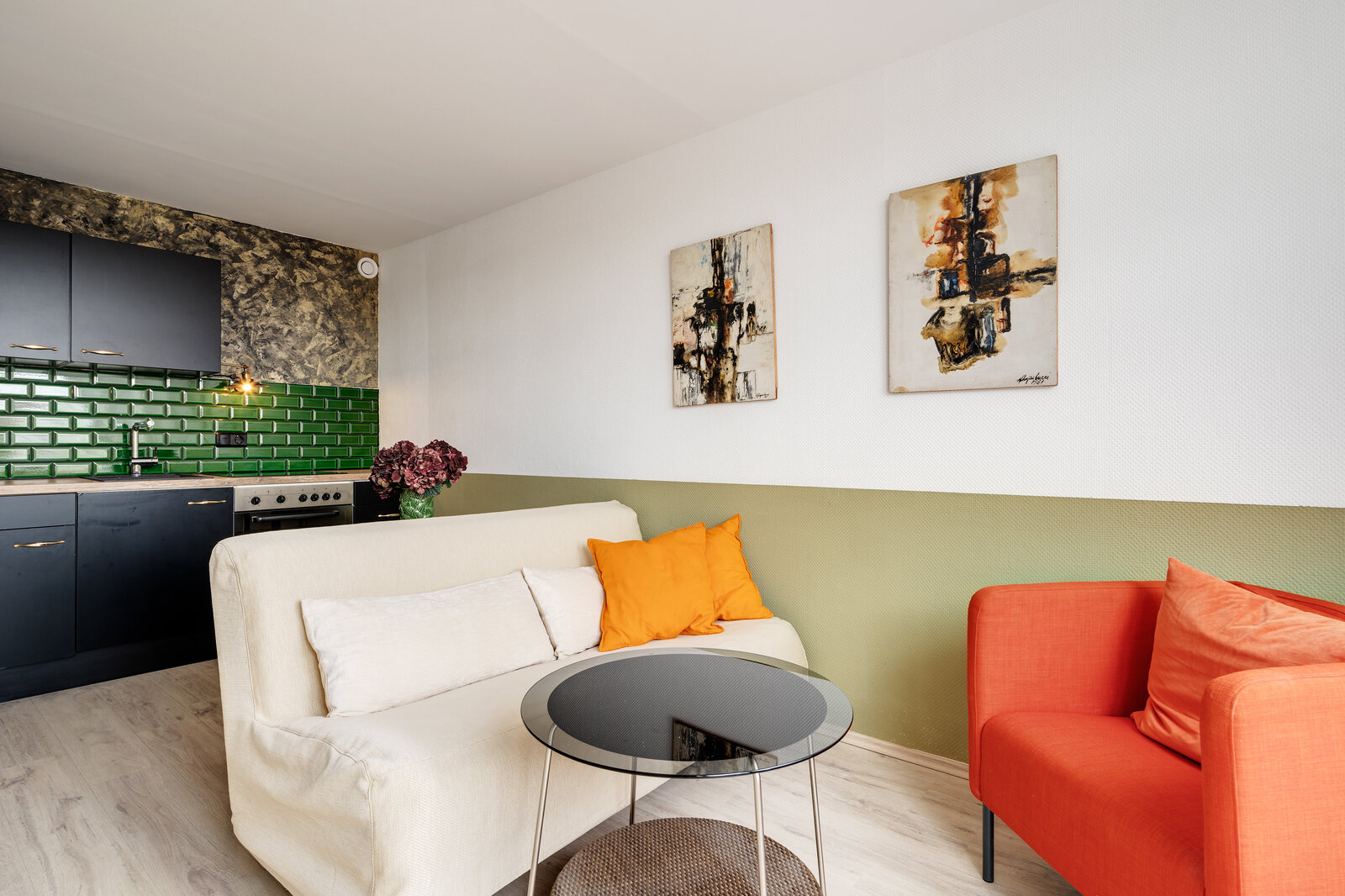 Fully furnished 1-room apartment with WLAN - Photo 2