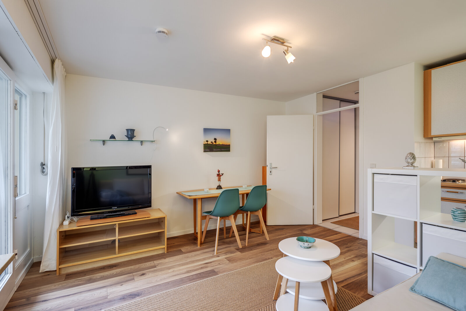 Charming 1-room apartment with large loggia - Foto 2
