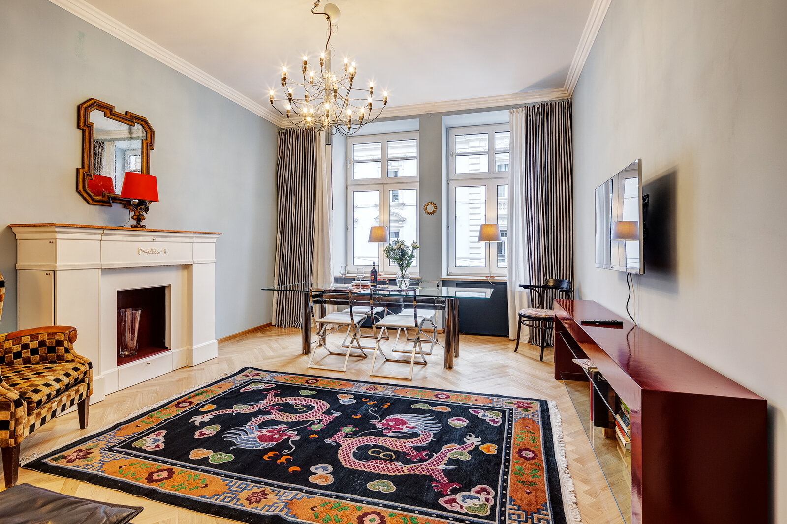 Very good location in Lehel: Beautiful period apartment - Photo 3