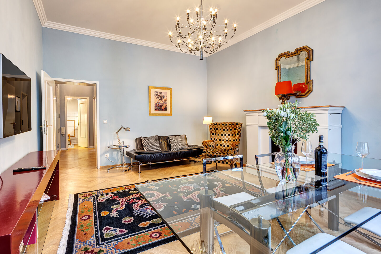 Very good location in Lehel: Beautiful period apartment - Photo 1