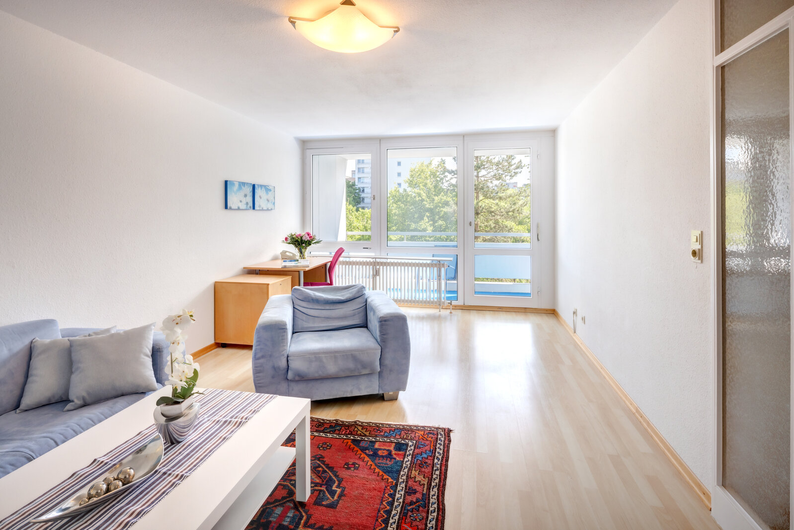 Sunny 3-room apartment with balcony - Foto 1