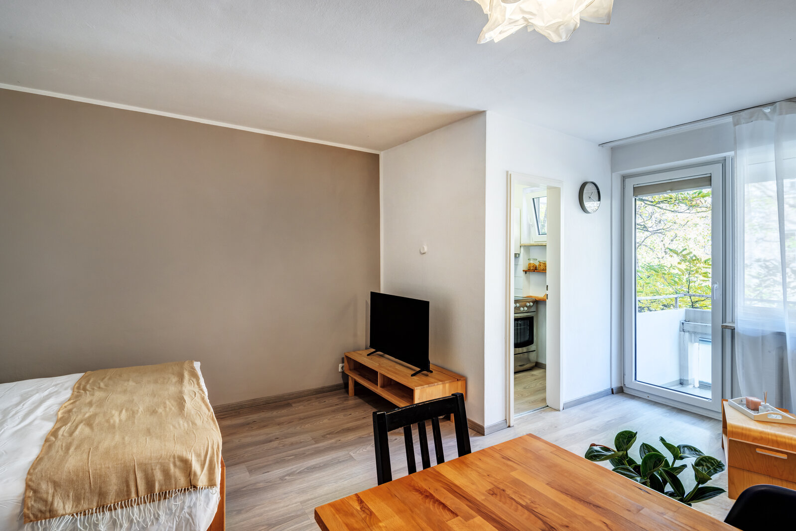 Rotkreuzplatz: colorful apartment with balcony - Foto 3