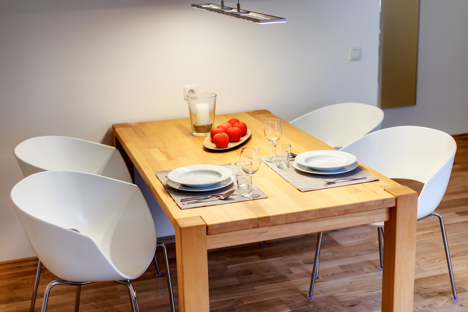 Maxvorstadt: Bright 3-room apartment with two bedrooms - Photo 5