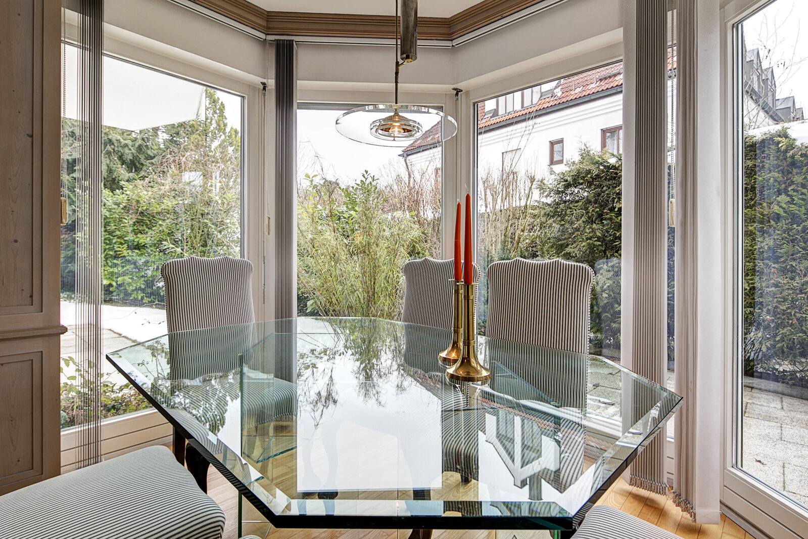 Elegant 2-room apartment with south-facing terrace - Foto 1