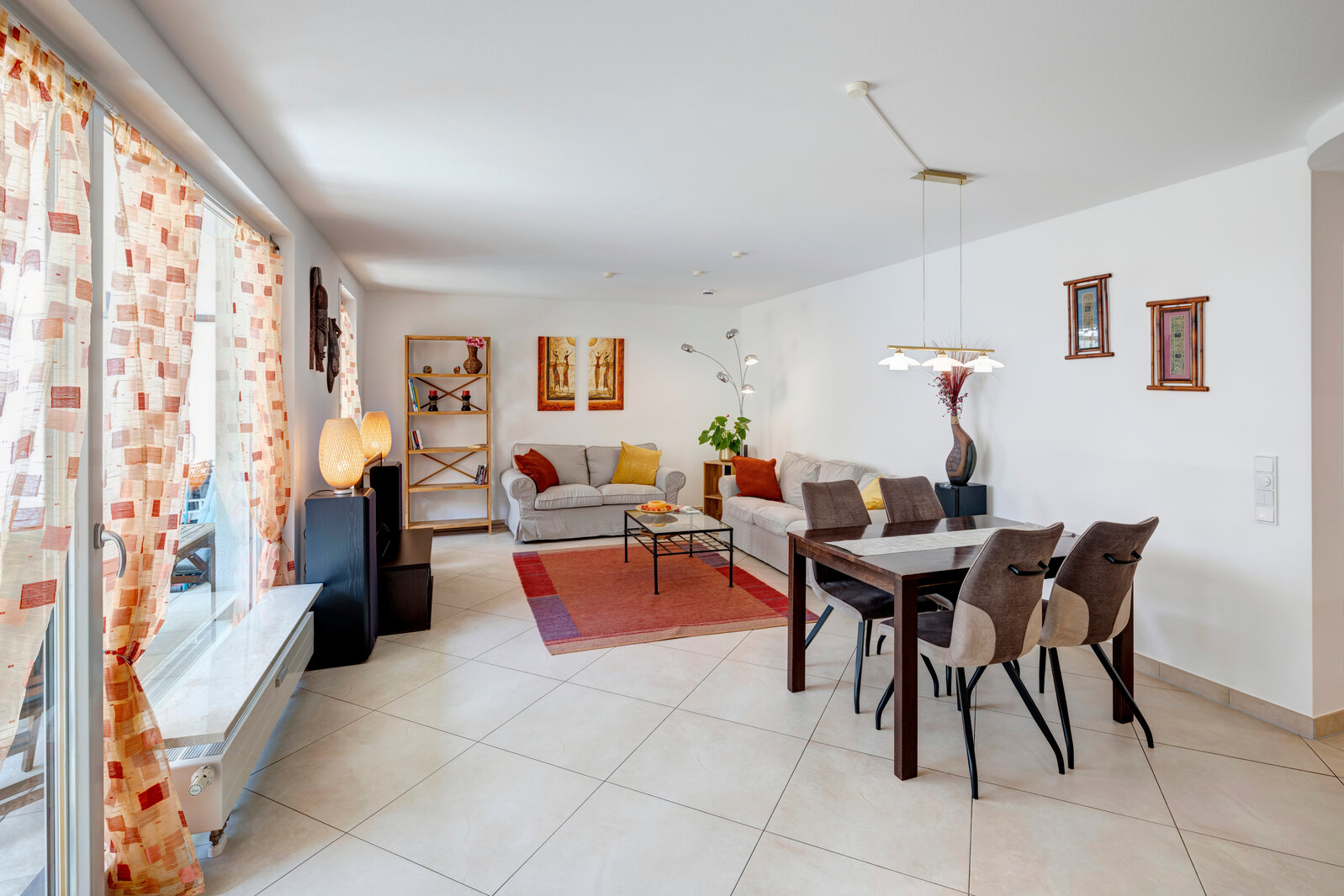 Beautiful, cozy 4-room apartment with garden - Foto 2