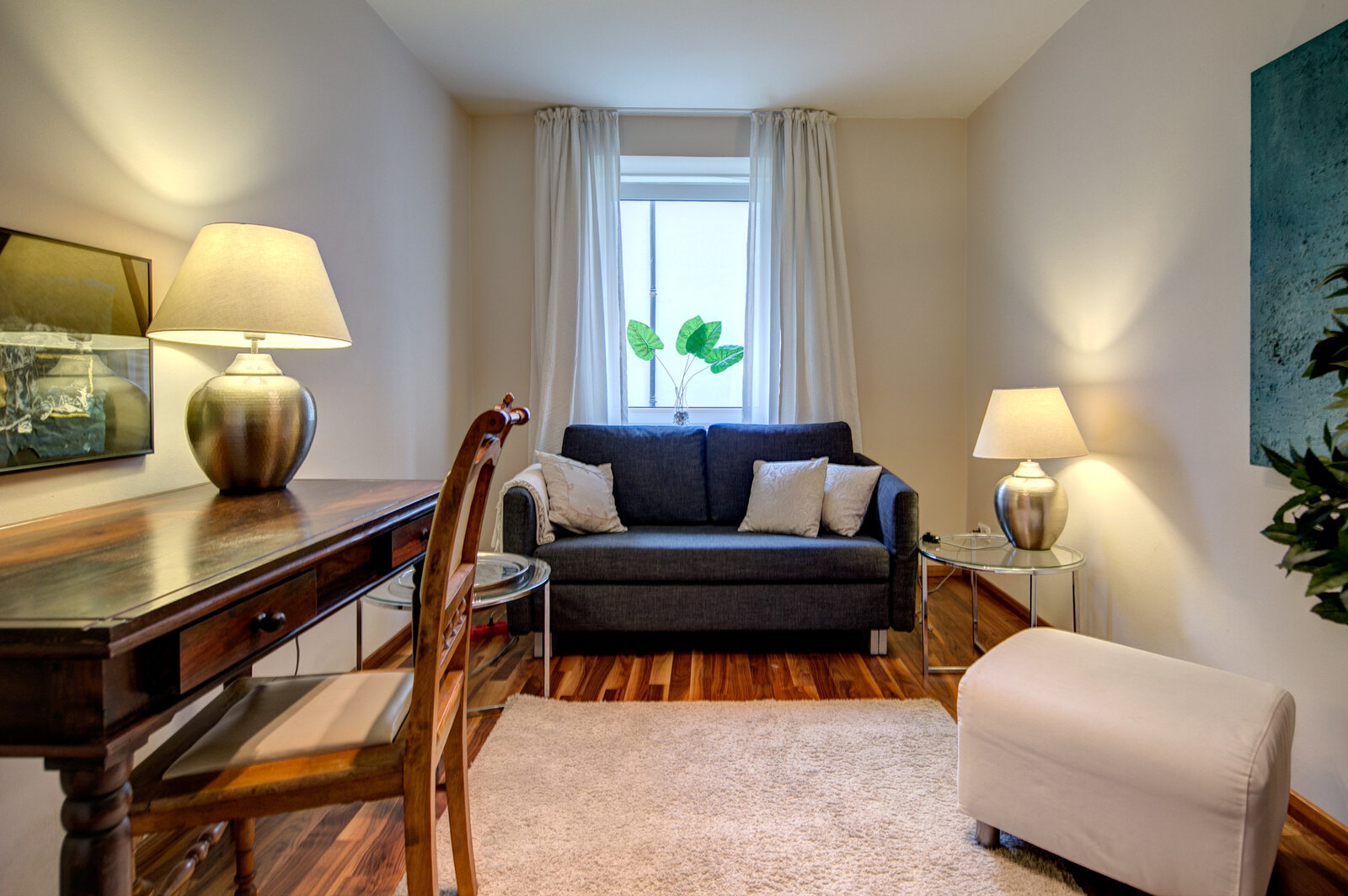 Near Goetheplatz: Elegant 2-room apartment - Foto 1