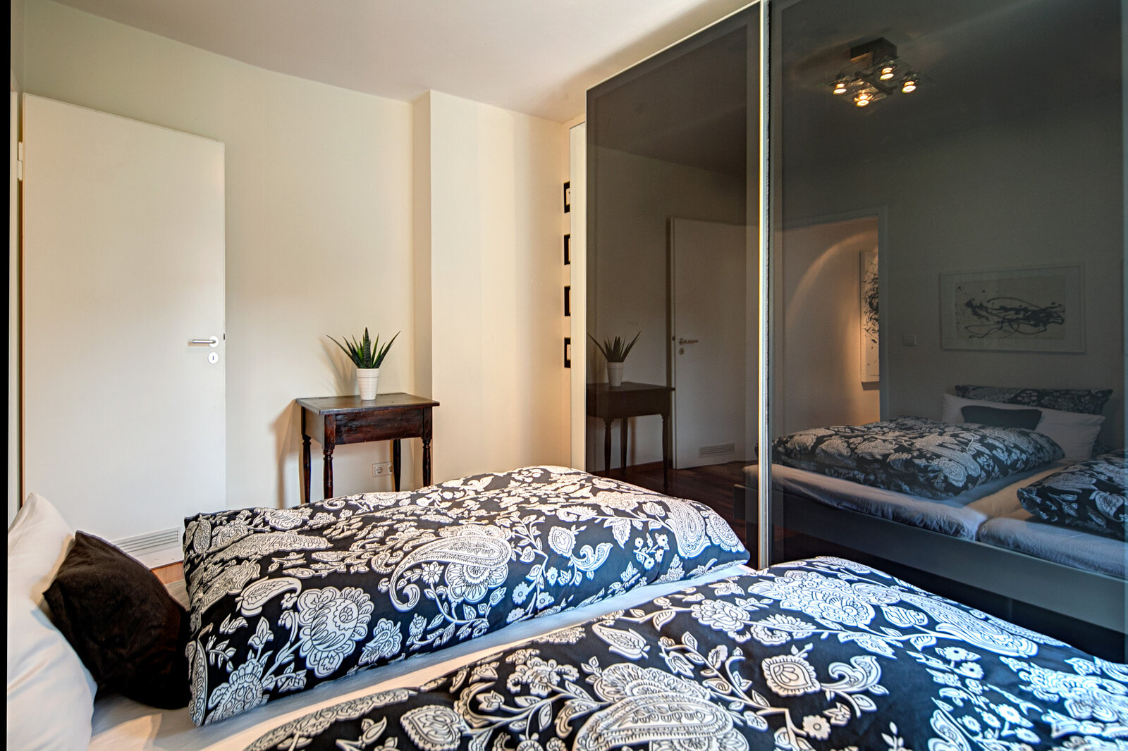 Near Goetheplatz: Elegant 2-room apartment - Foto 4