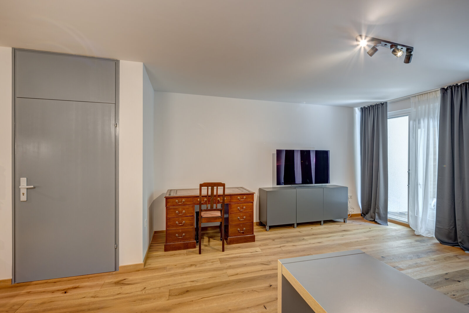 Beautiful, furnished 2-room garden apartment in Munich-Solln - Photo 4