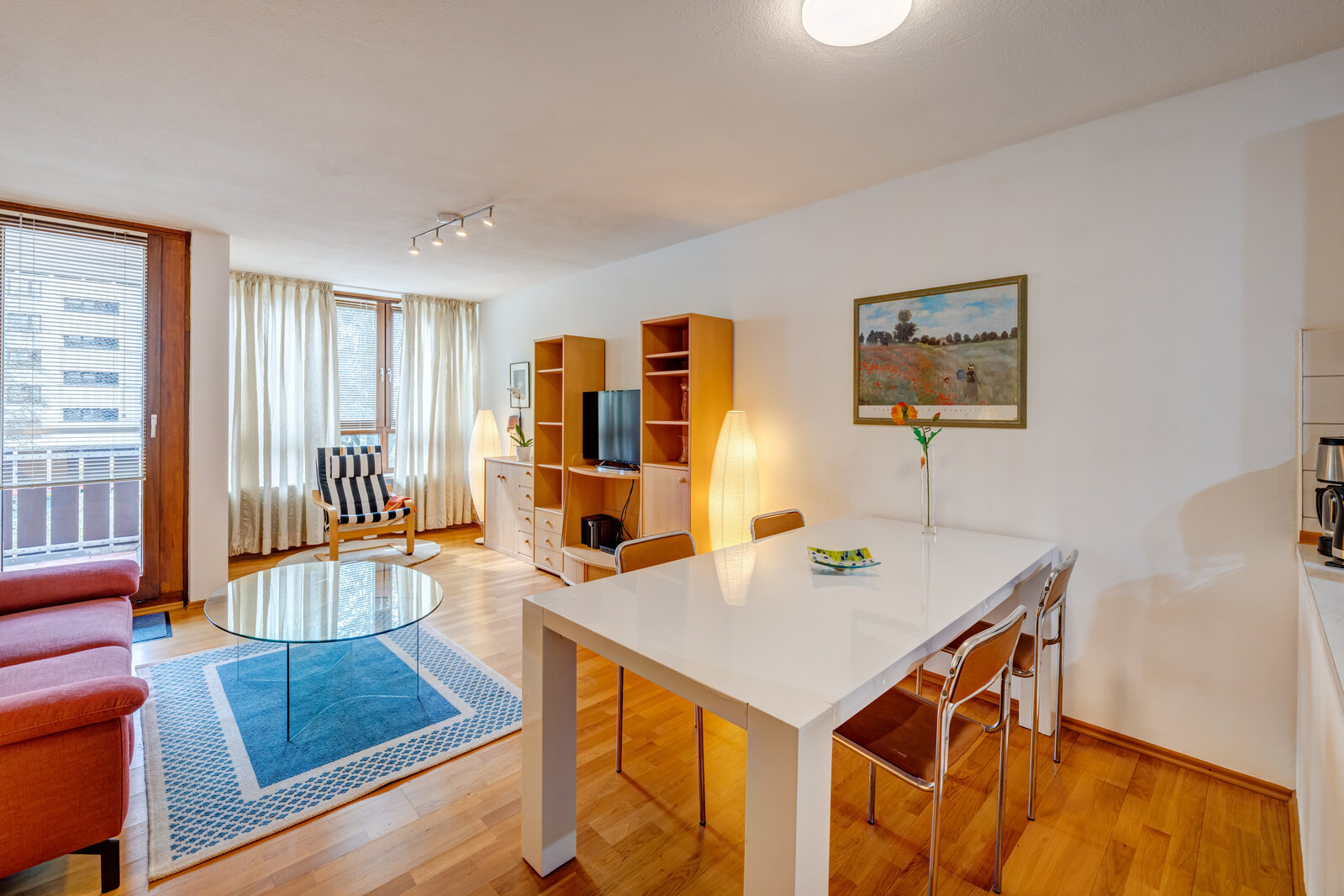 Schöne helle, geräumige 2-Zimmer-Wohnung - Photo 3