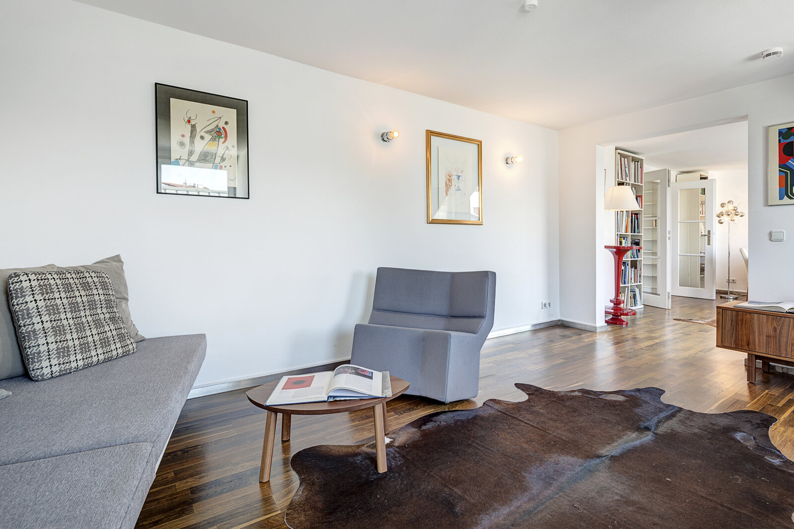Furnished roof-terrace apartment in great area for rent - Photo 3