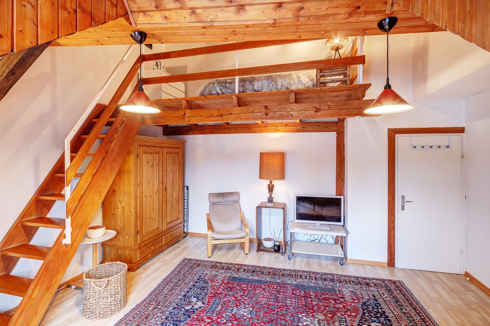 Lovely 1.5-room apartment in period building, Munich-Solln - Foto 1