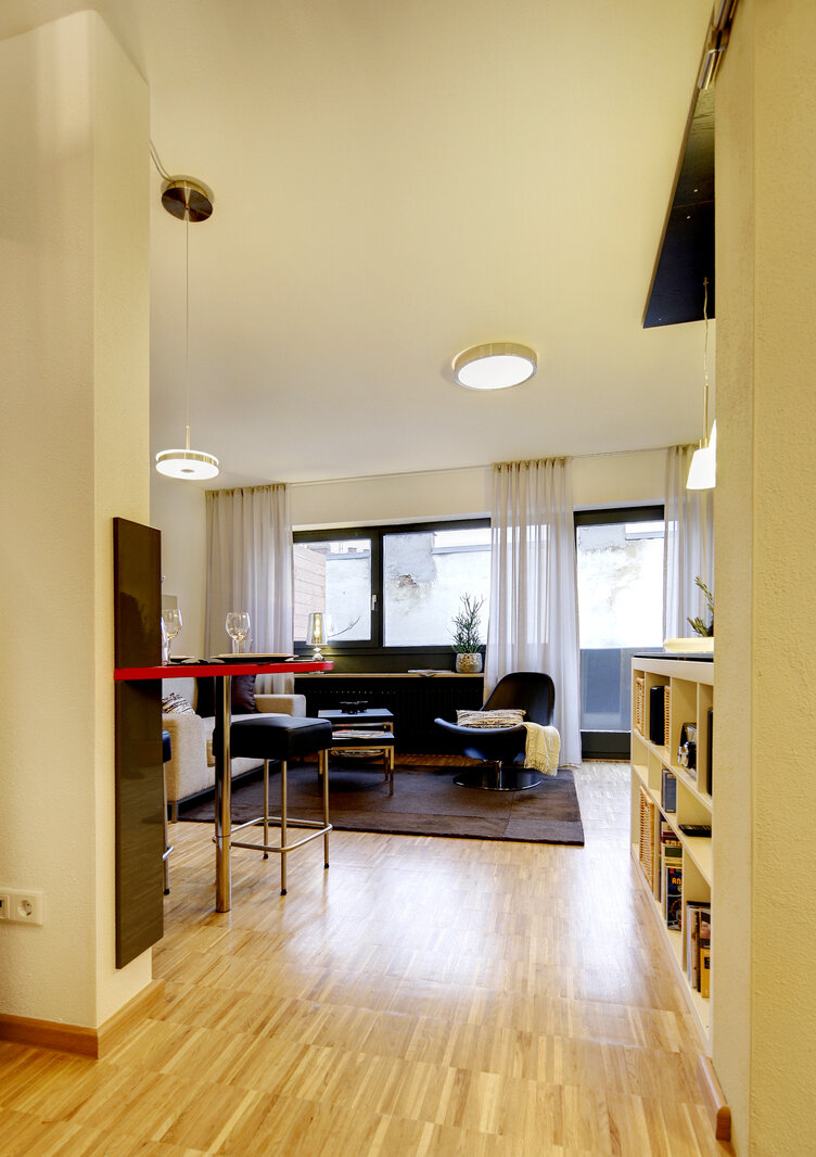Elegant single apartment with balcony - Photo 3