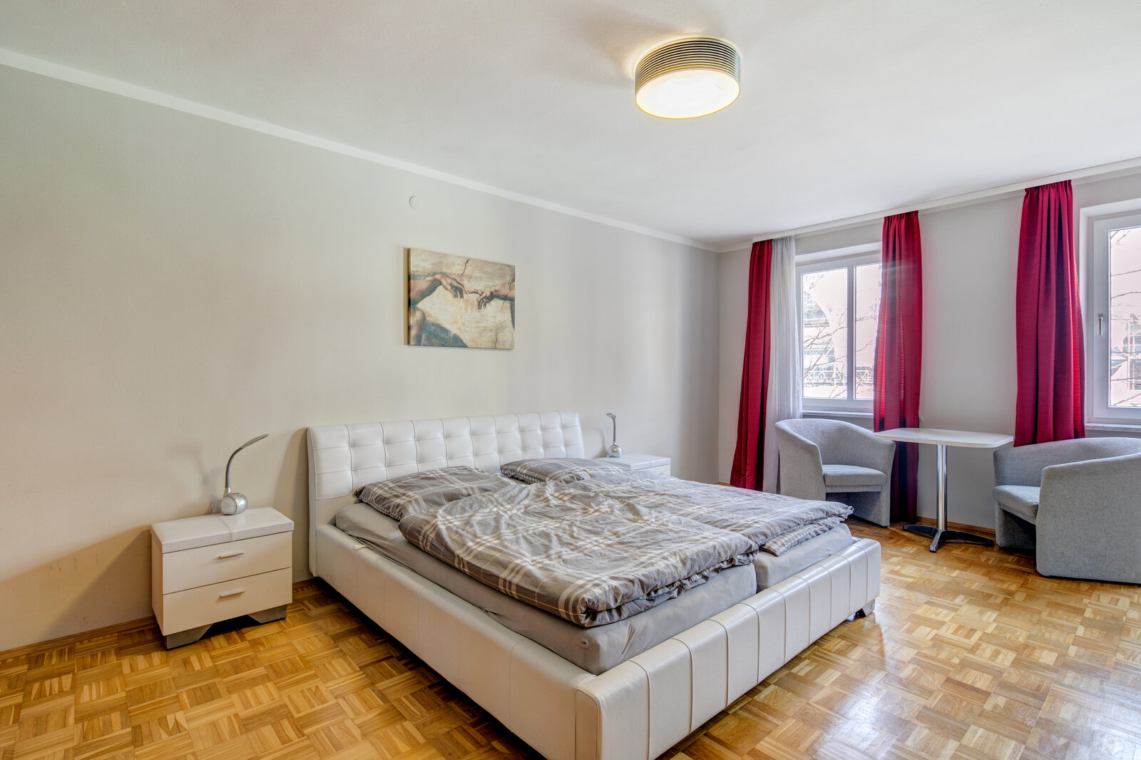 Bright and fully furnished apartment for rent - Photo 3