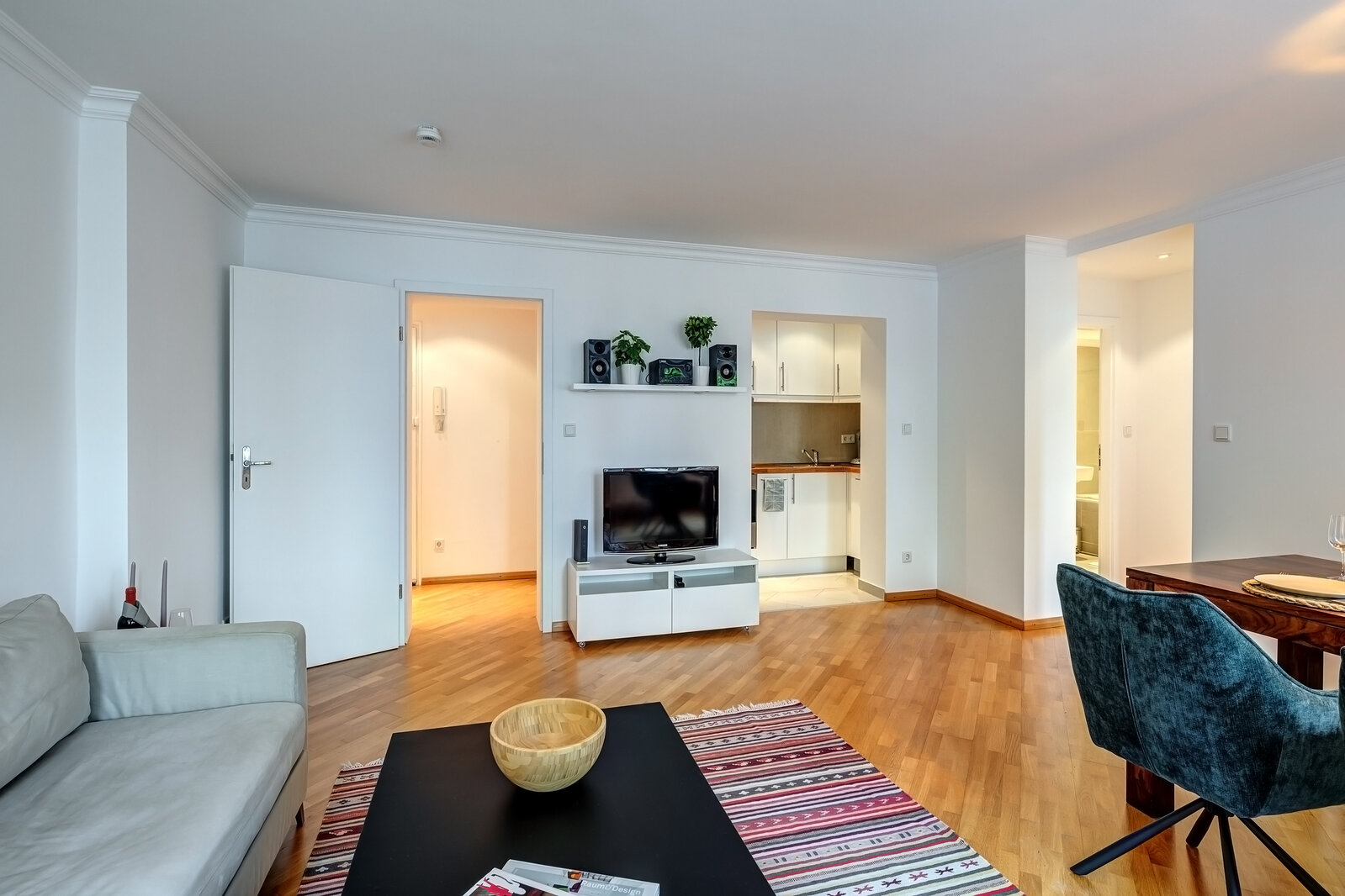 Regerplatz: bright and friendly apartment for rent - Photo 1