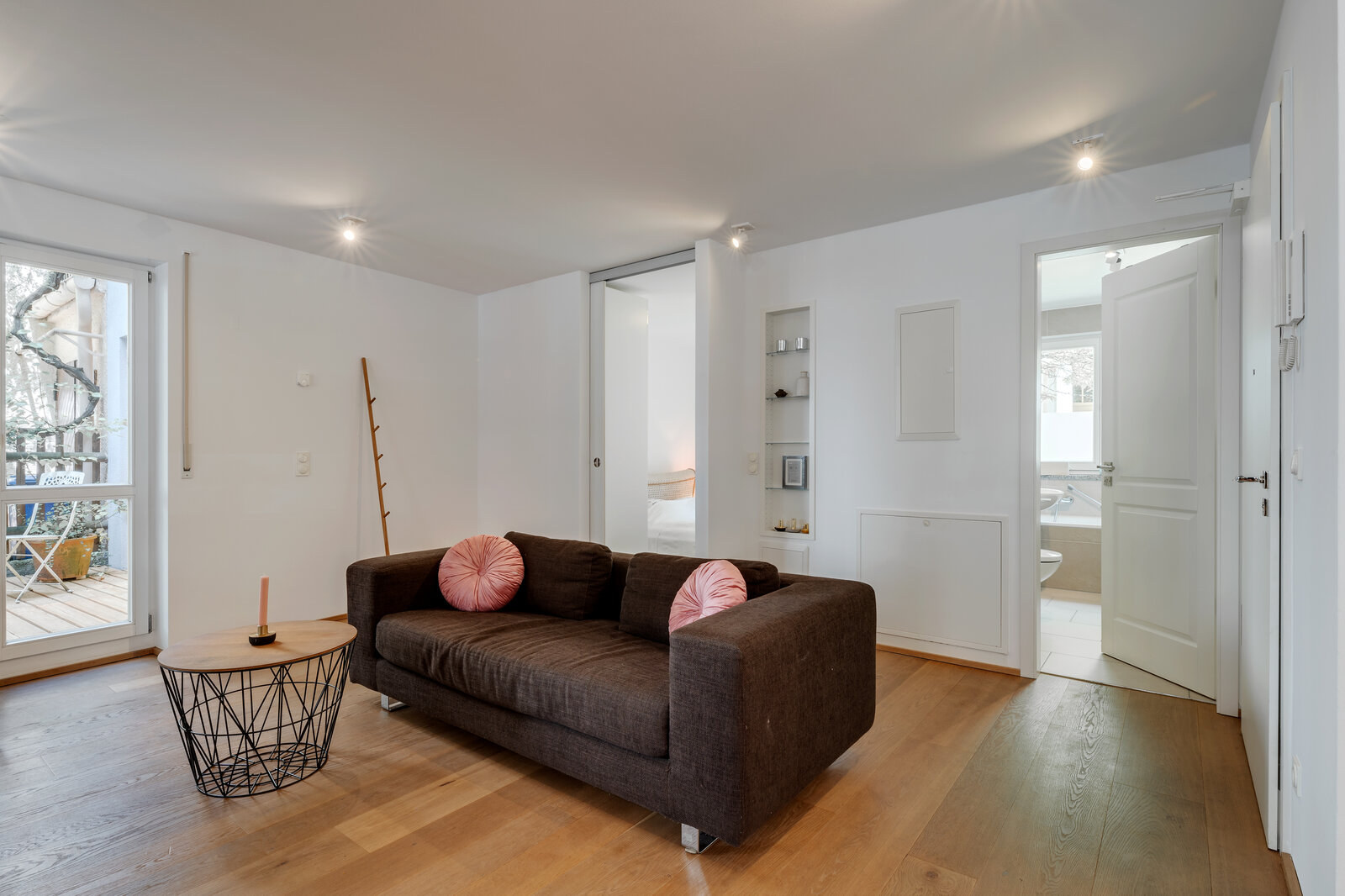Living on two floors: apartment in prime location - Foto 1