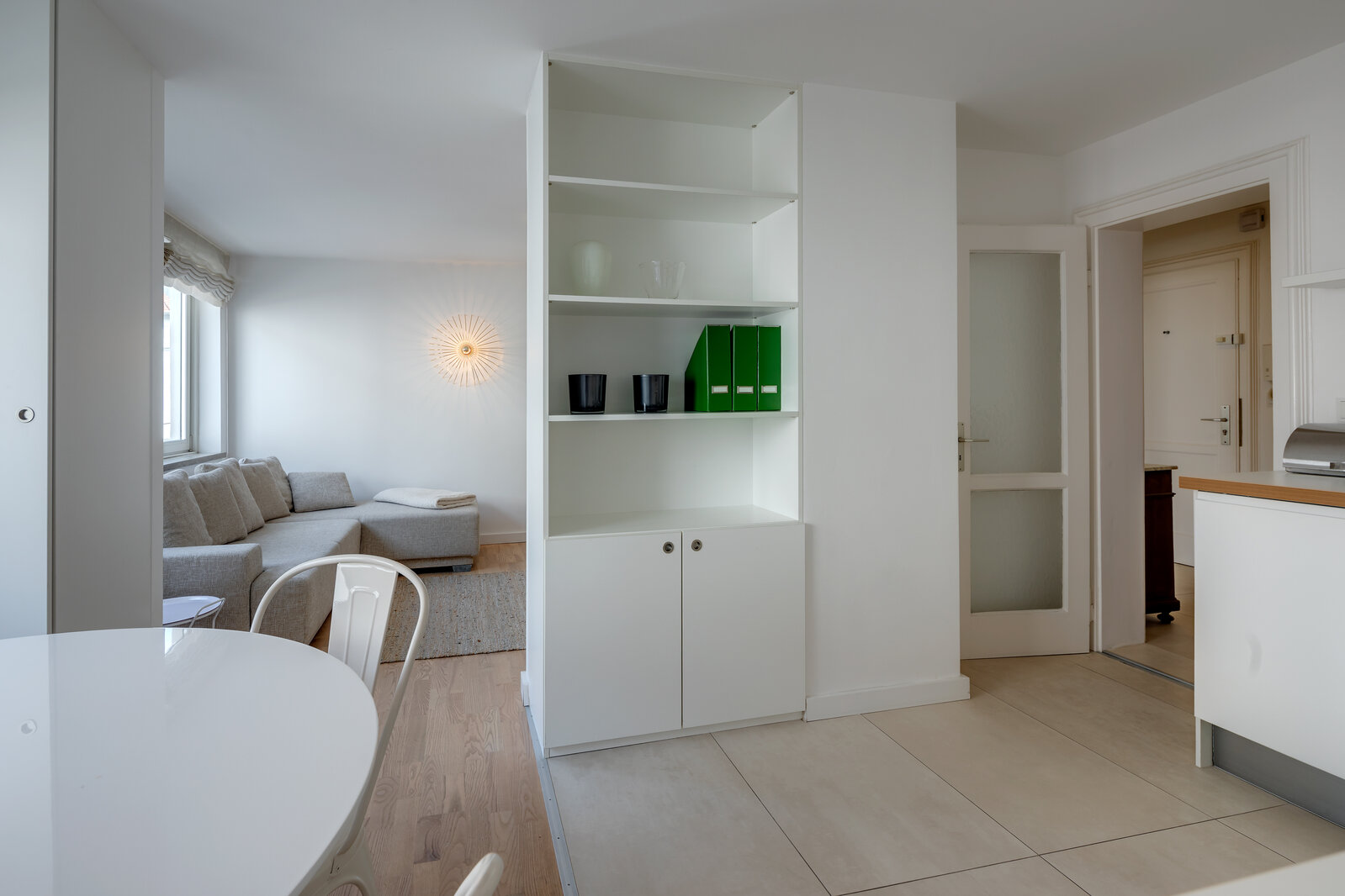 Fully furnished apartment with balcony for rent - Photo 1
