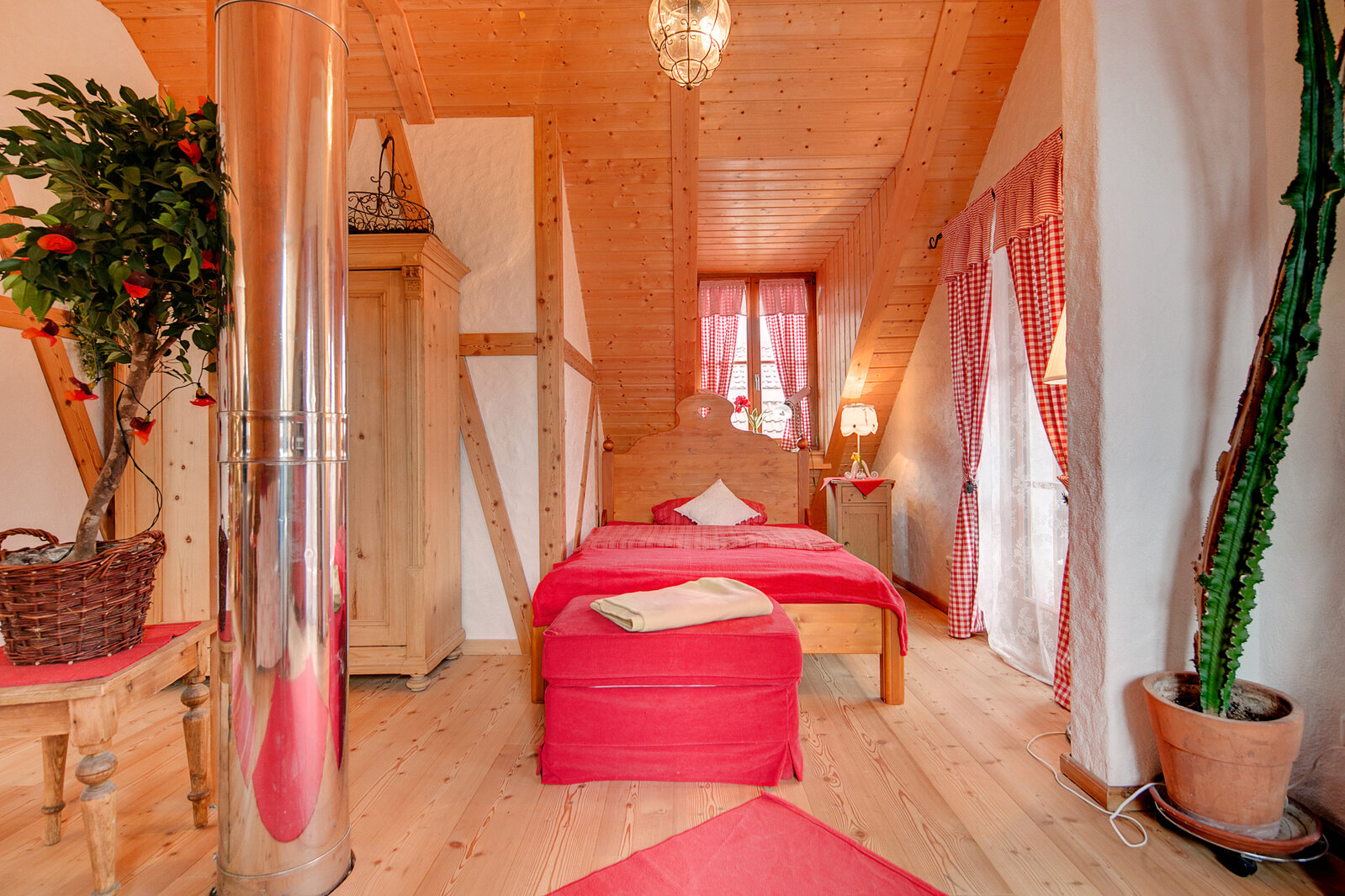 Generous 1-room apartment in country house style - Photo 2