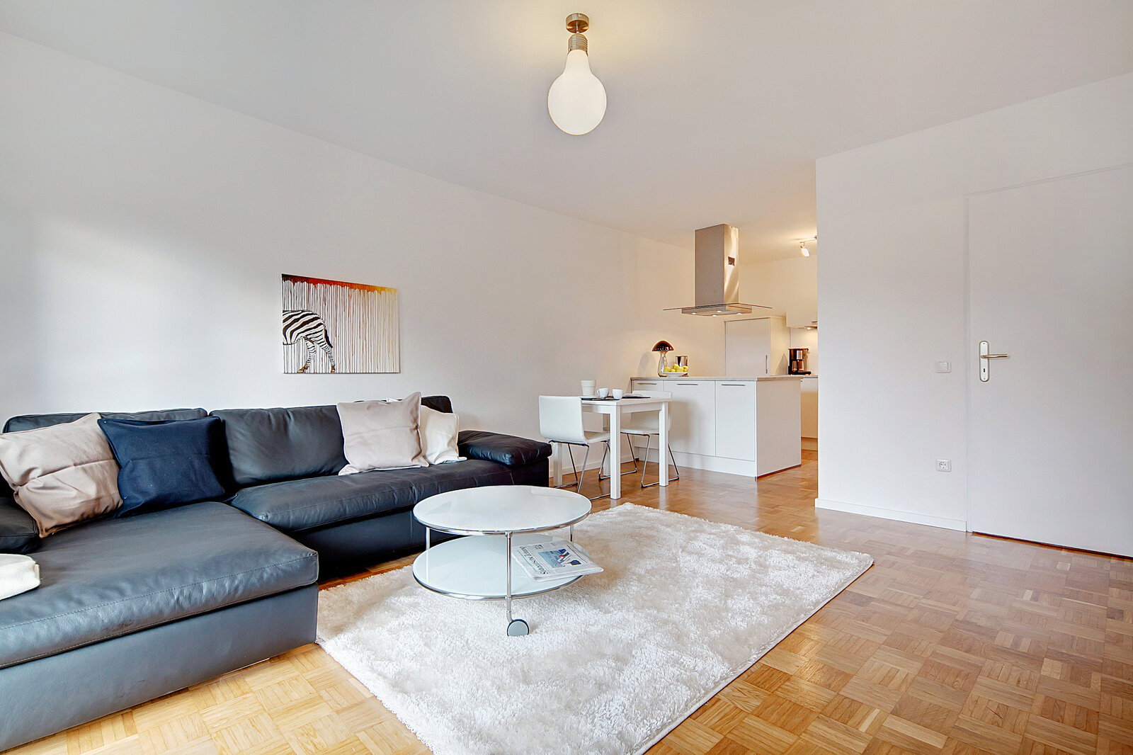 Furnished Apartment, 3 Min to U-Bahn Theresienstraße - Foto 1