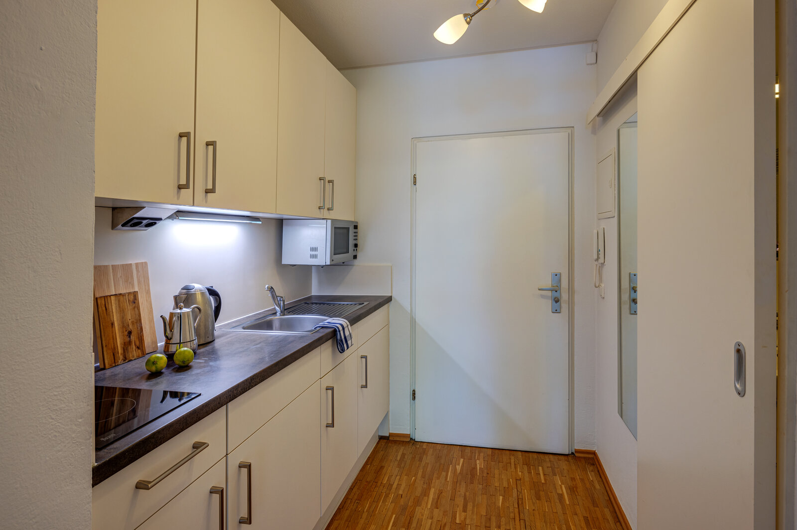 High-quality, modern apartment in Arabellapark - Photo 5