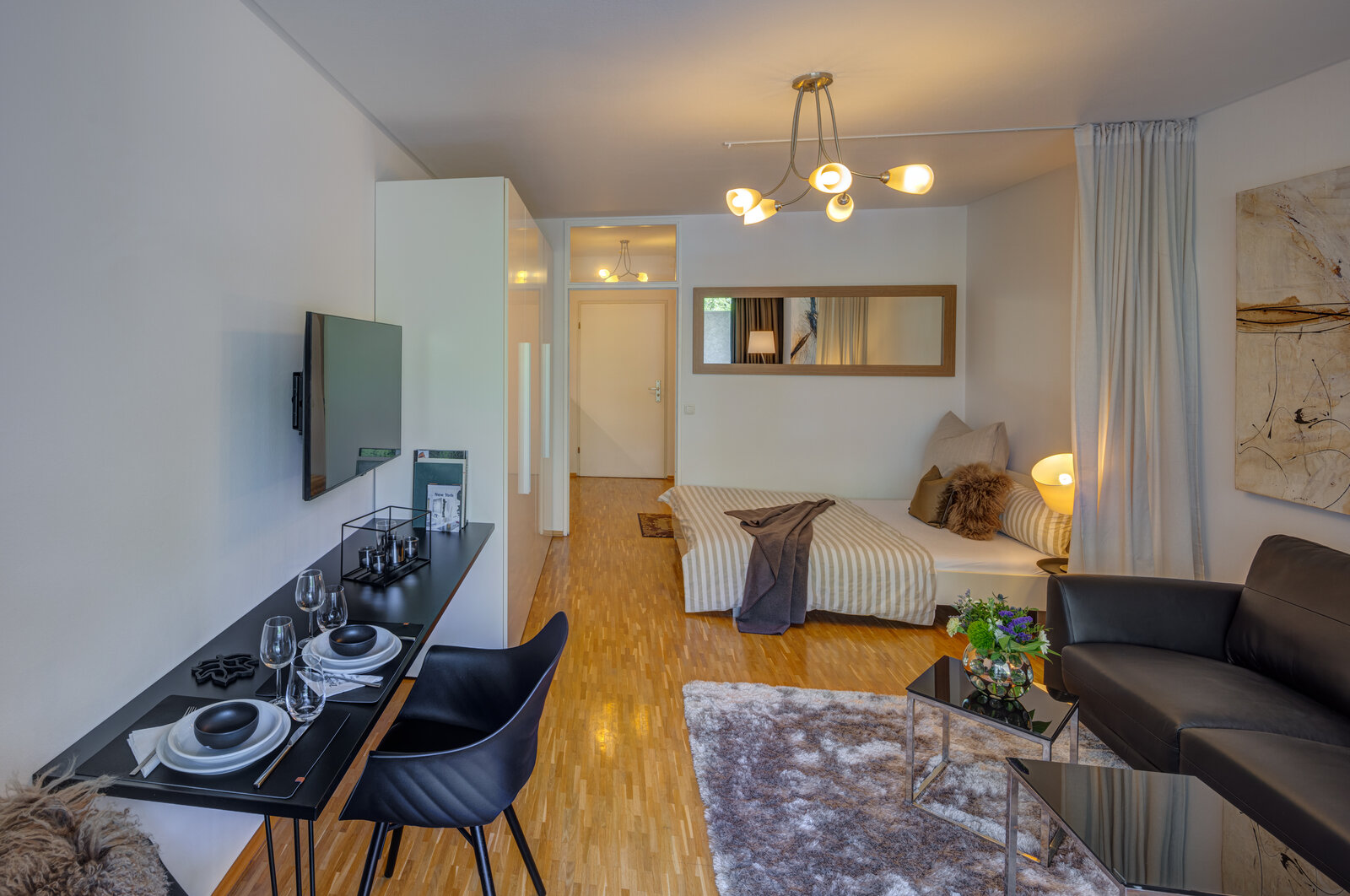 High-quality, modern apartment in Arabellapark - Photo 2