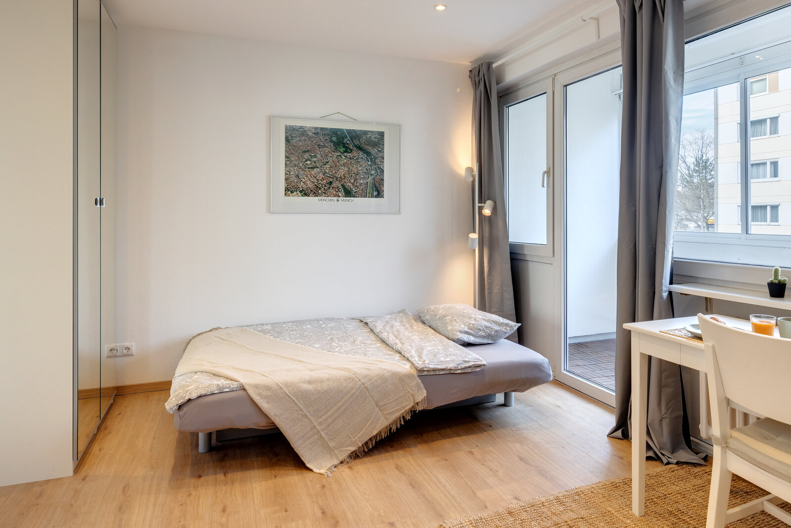 Small city apartment with loggia - Foto 4