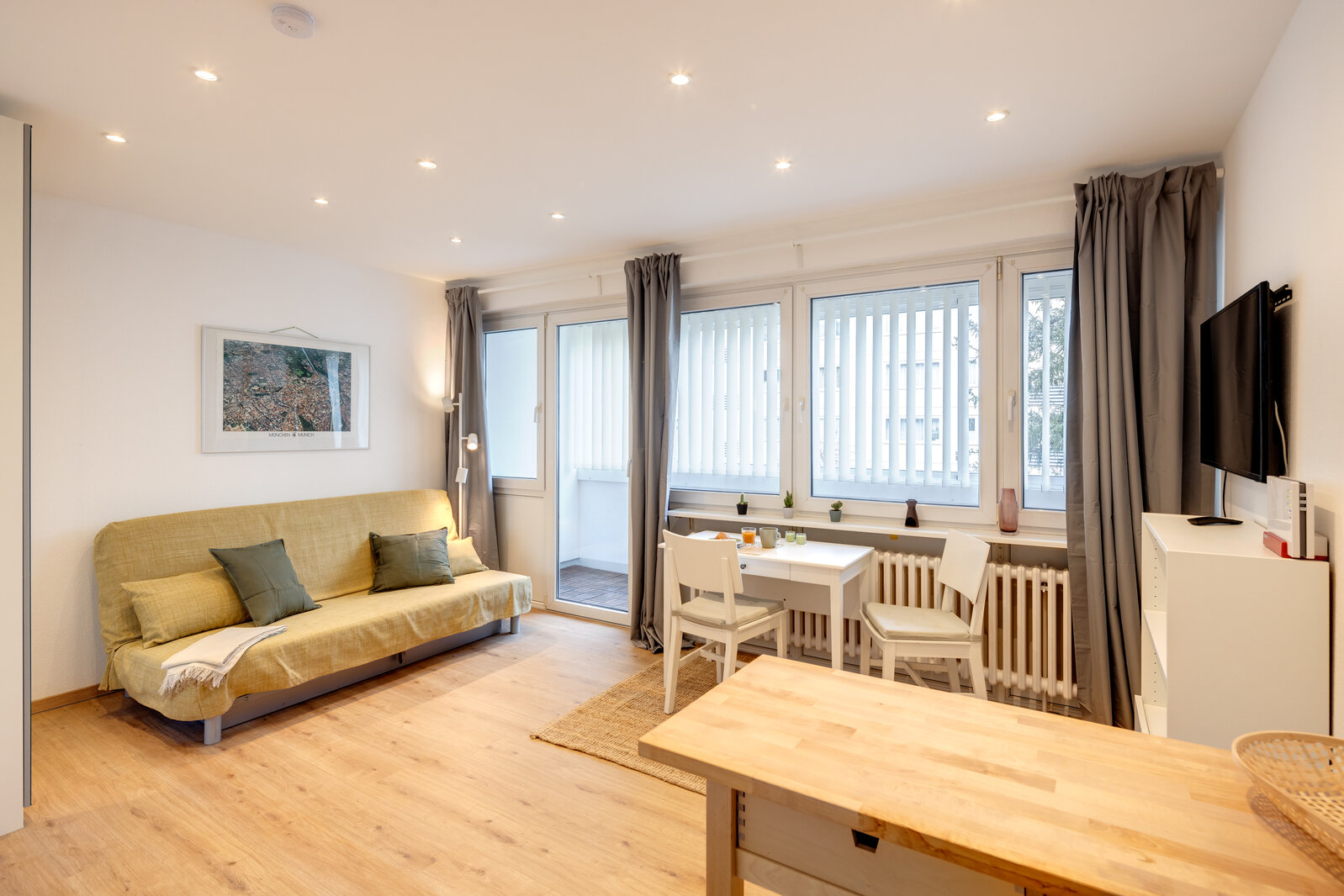 Small city apartment with loggia - Foto 3