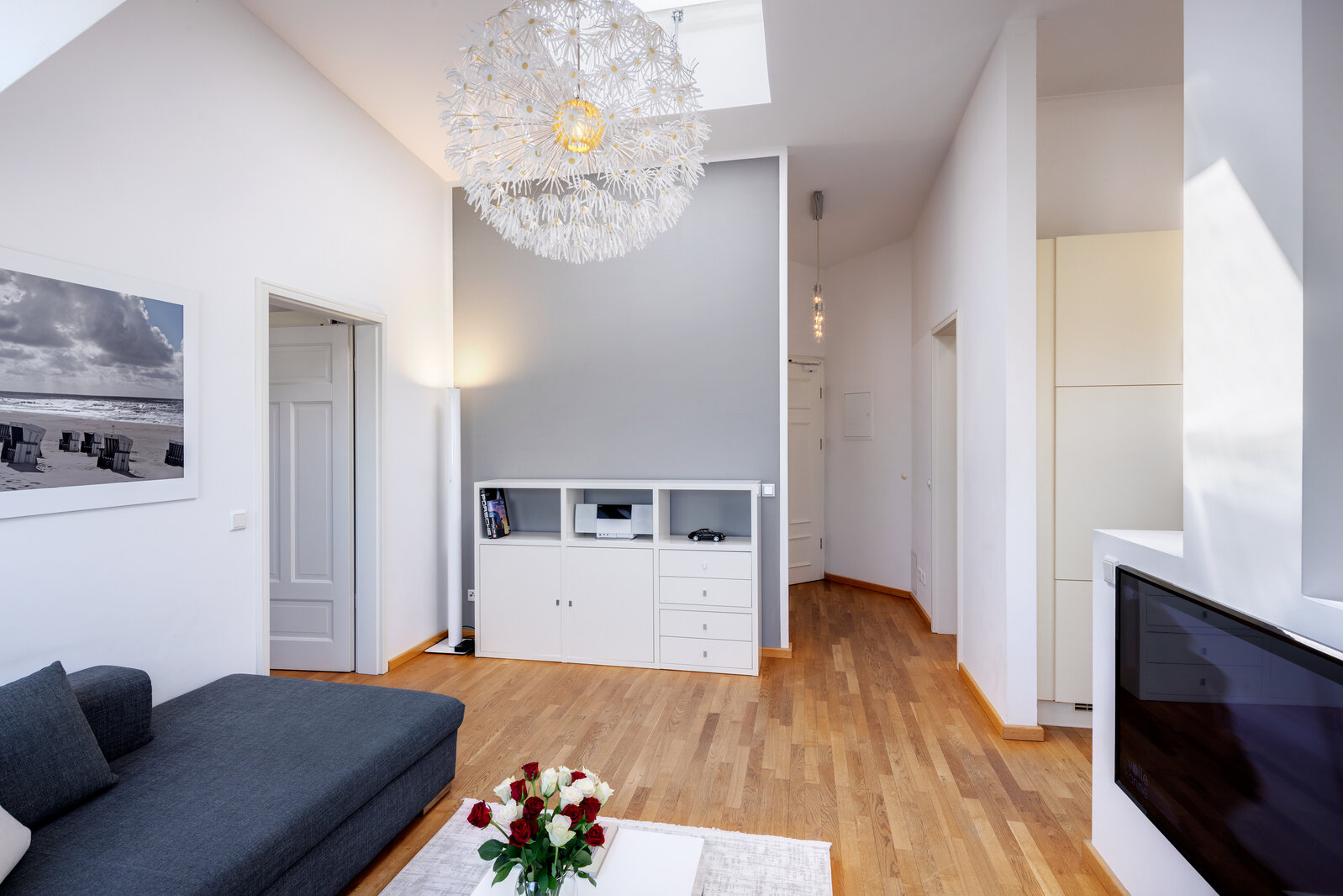 Furnished apartment over the rooftops of Neuhausen - Photo 4