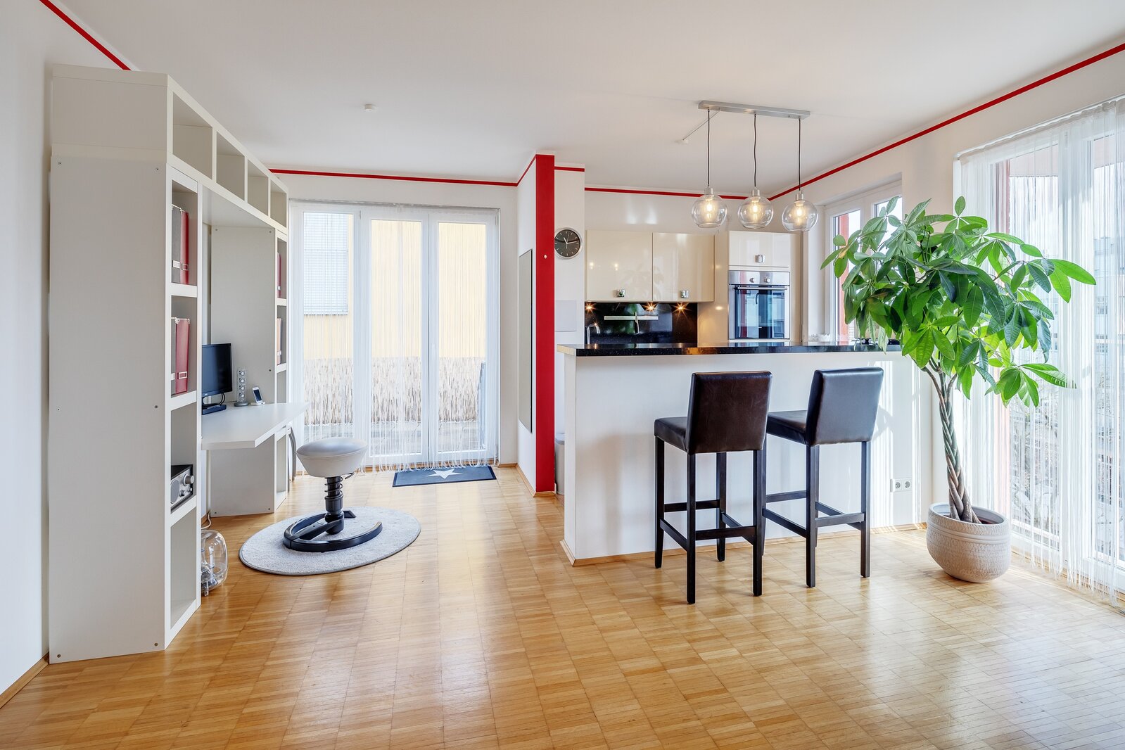 2 room rooftop terrace apartment, in the center of Schwabing - Photo 4