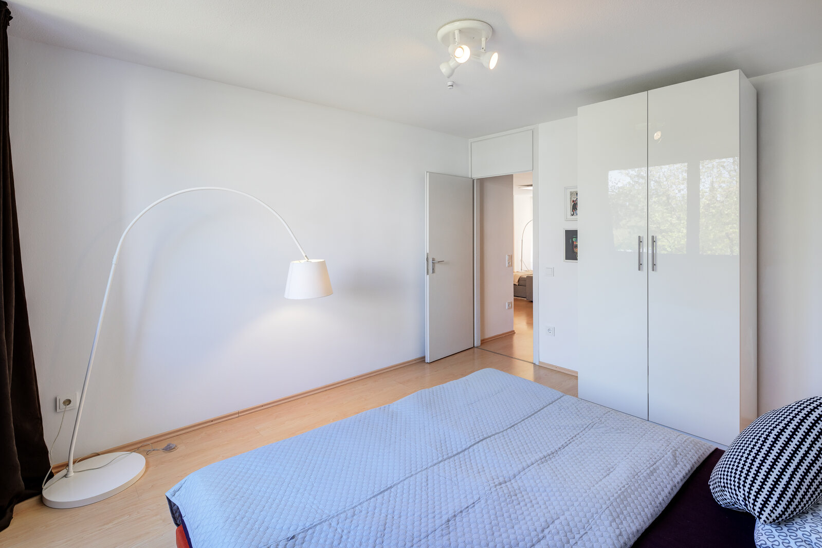 Spacious family apartment near the English Garden - Photo 5