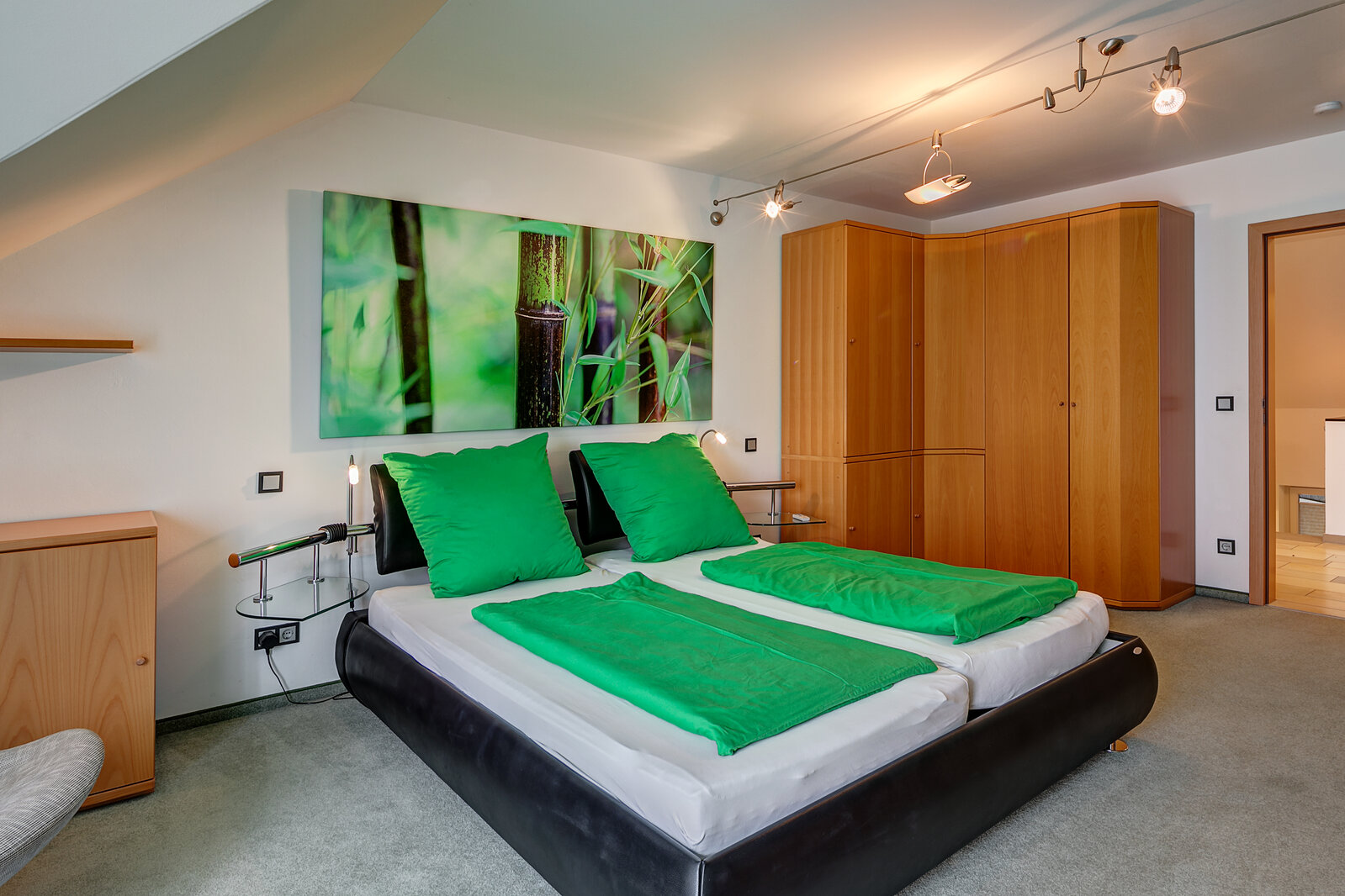 Feldkirchen: Modern 4-room apartment with garden - Photo 3