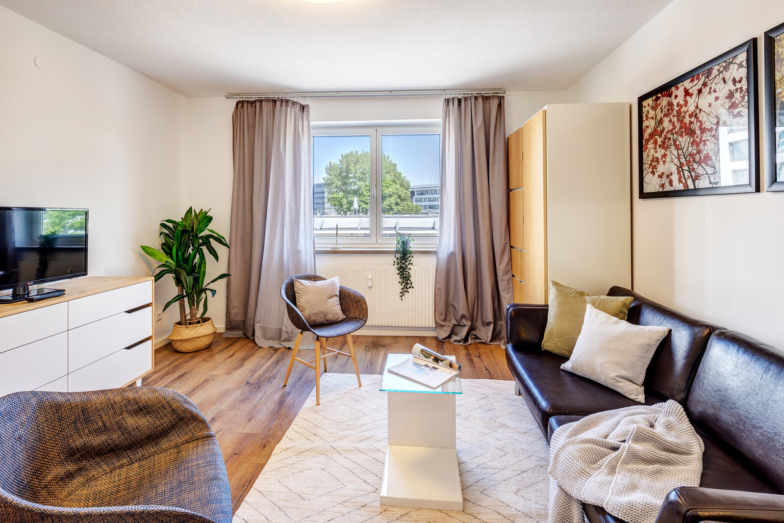 Lovely, furnished 2-room apartment in Munich-Haidhausen - Photo 2