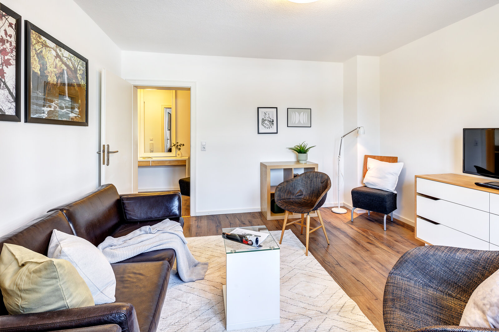 Lovely, furnished 2-room apartment in Munich-Haidhausen - Photo 1