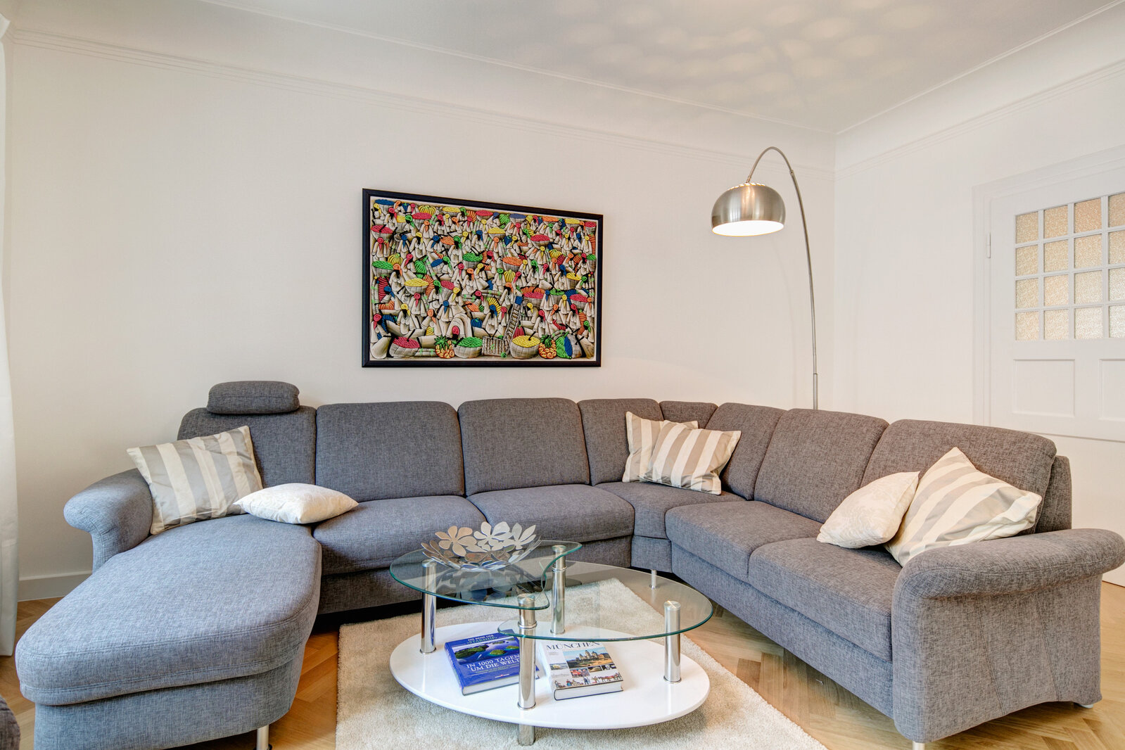 Exclusively furnished apartment in Nymphenburg - Photo 1