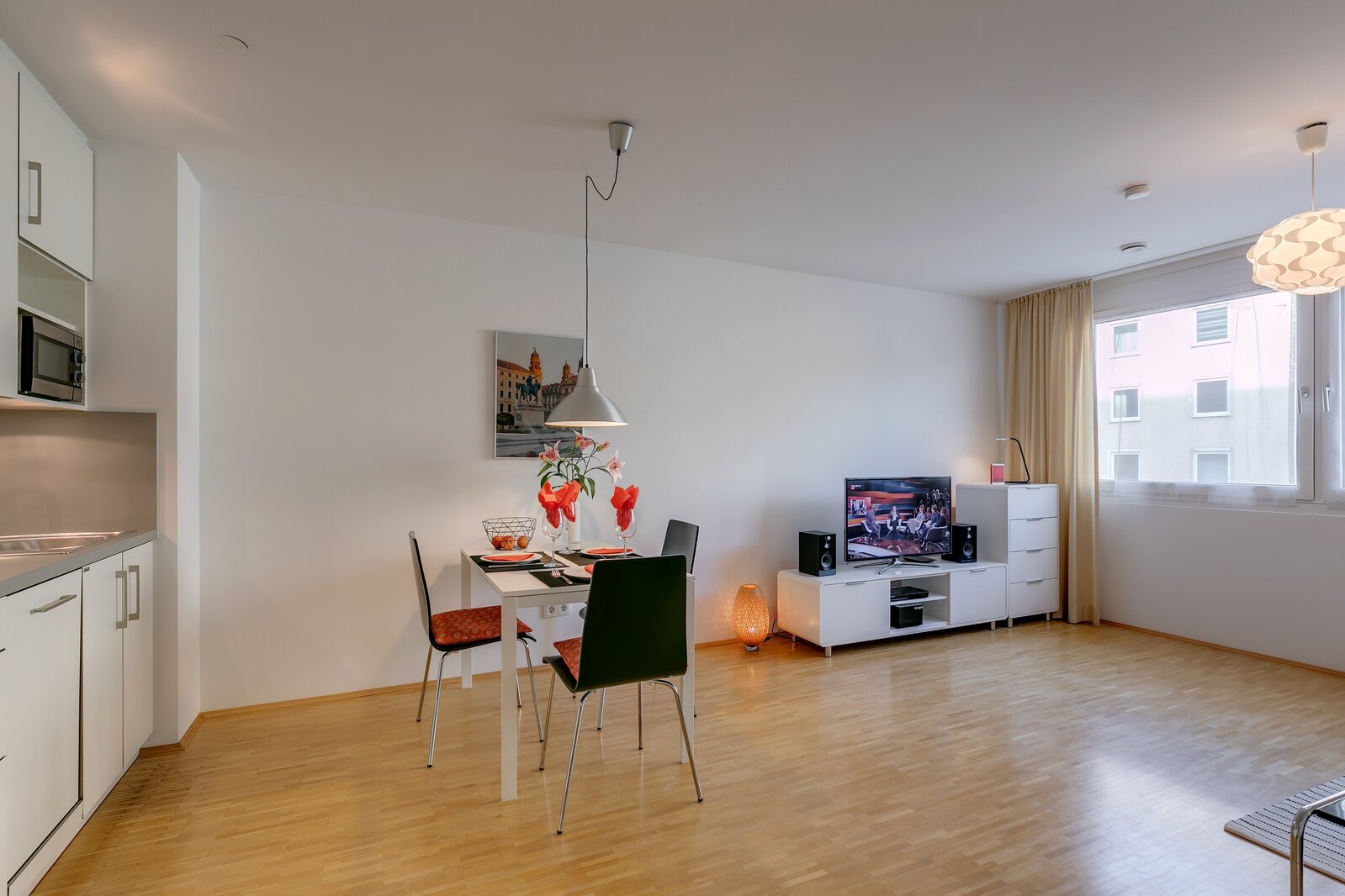 Modernly furnished 2-room apartment near Rosenheimer Platz - Foto 2