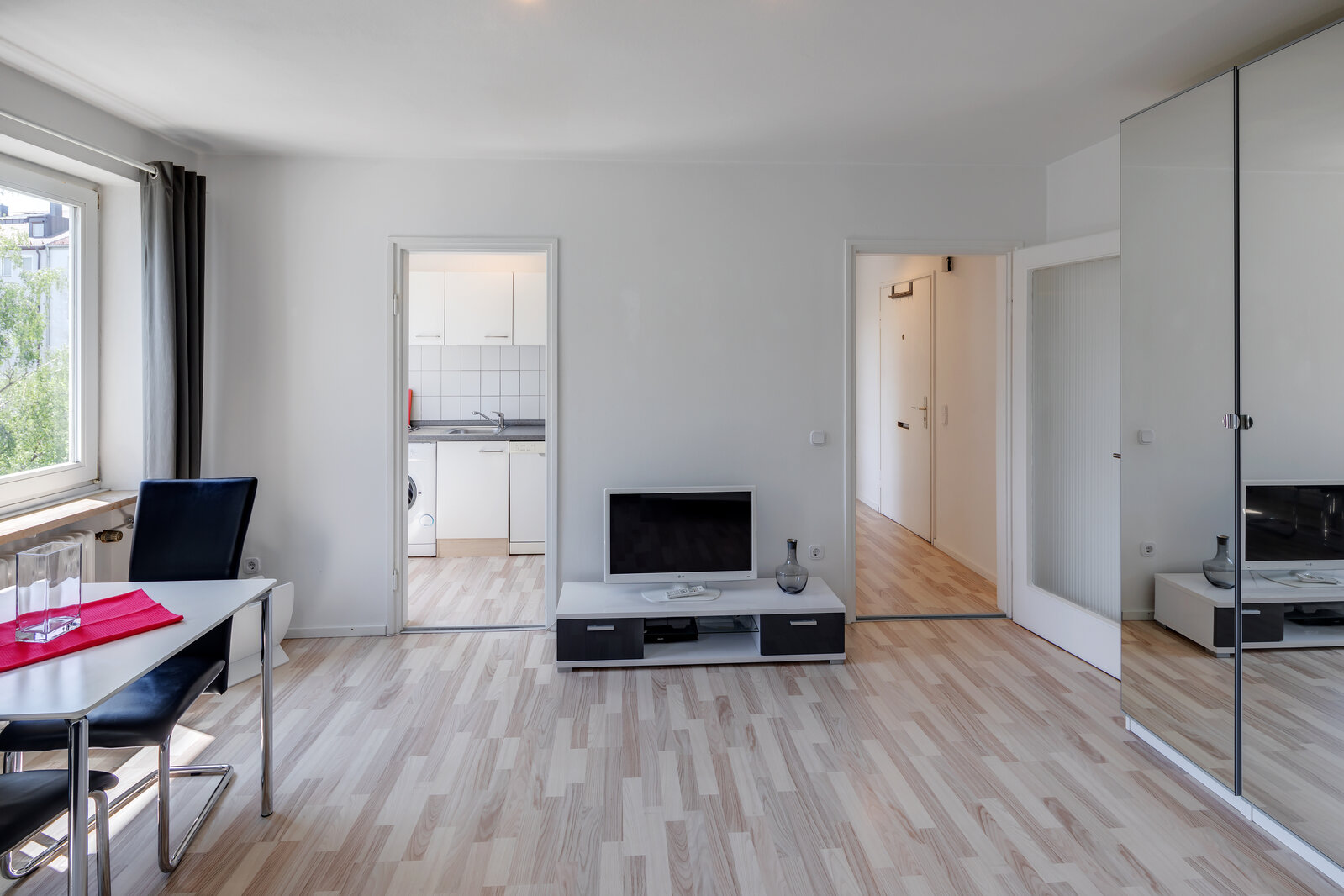 Timeless design - great apartment for singles - Photo 4